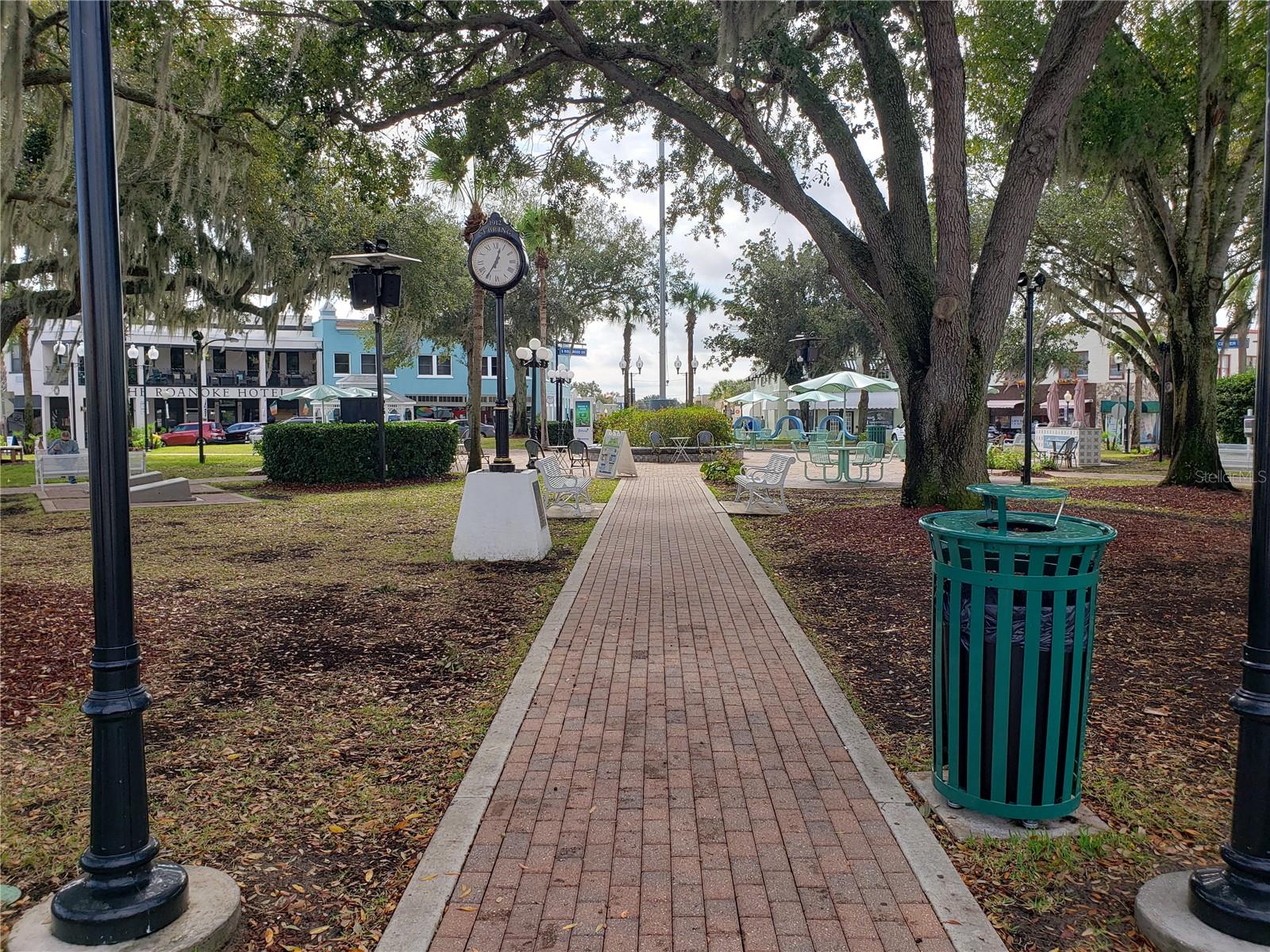 Image 30 of 38 For 1507 Caribbean Road