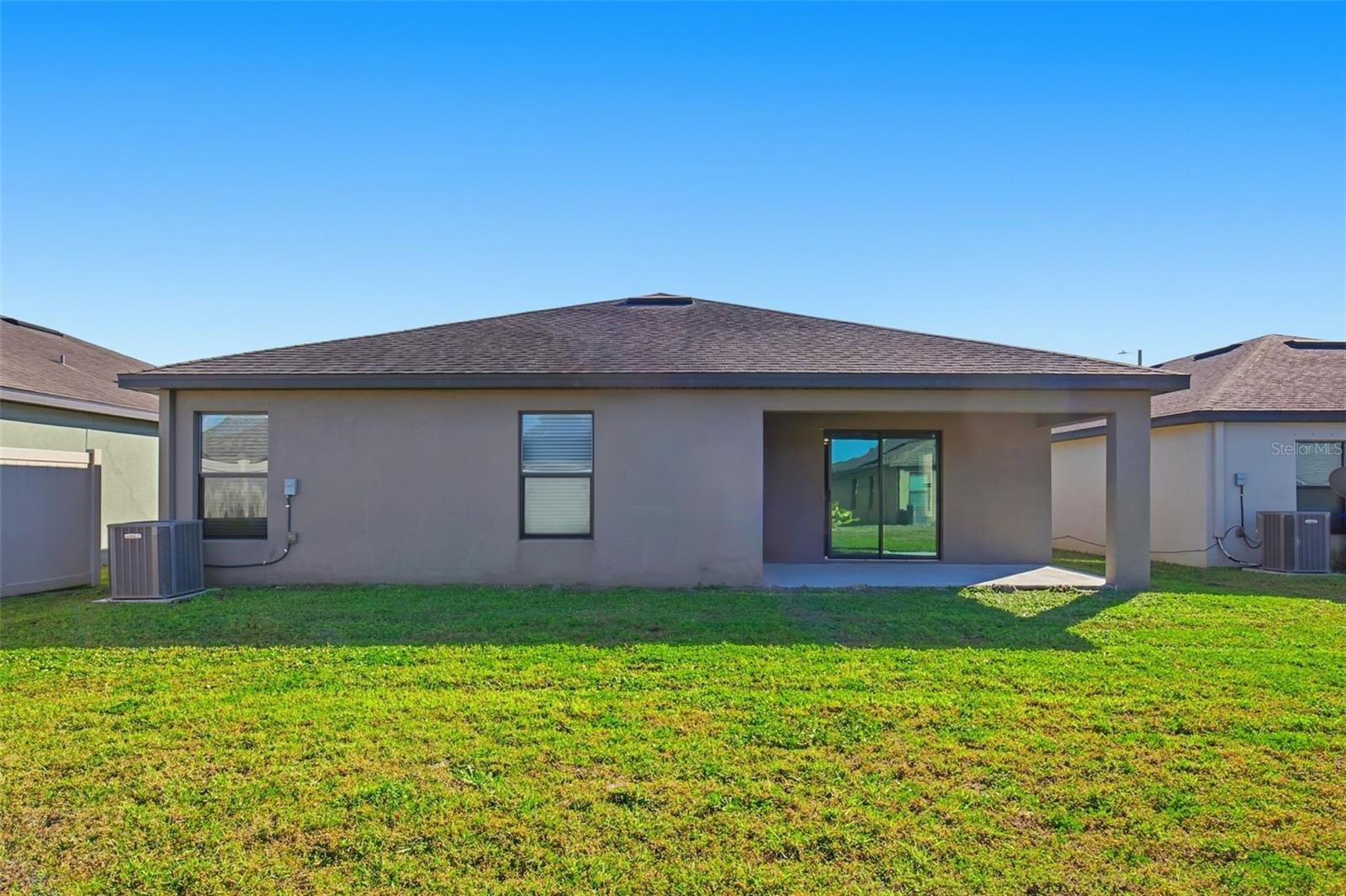 Image 35 of 37 For 906 Wynnmere Walk Avenue