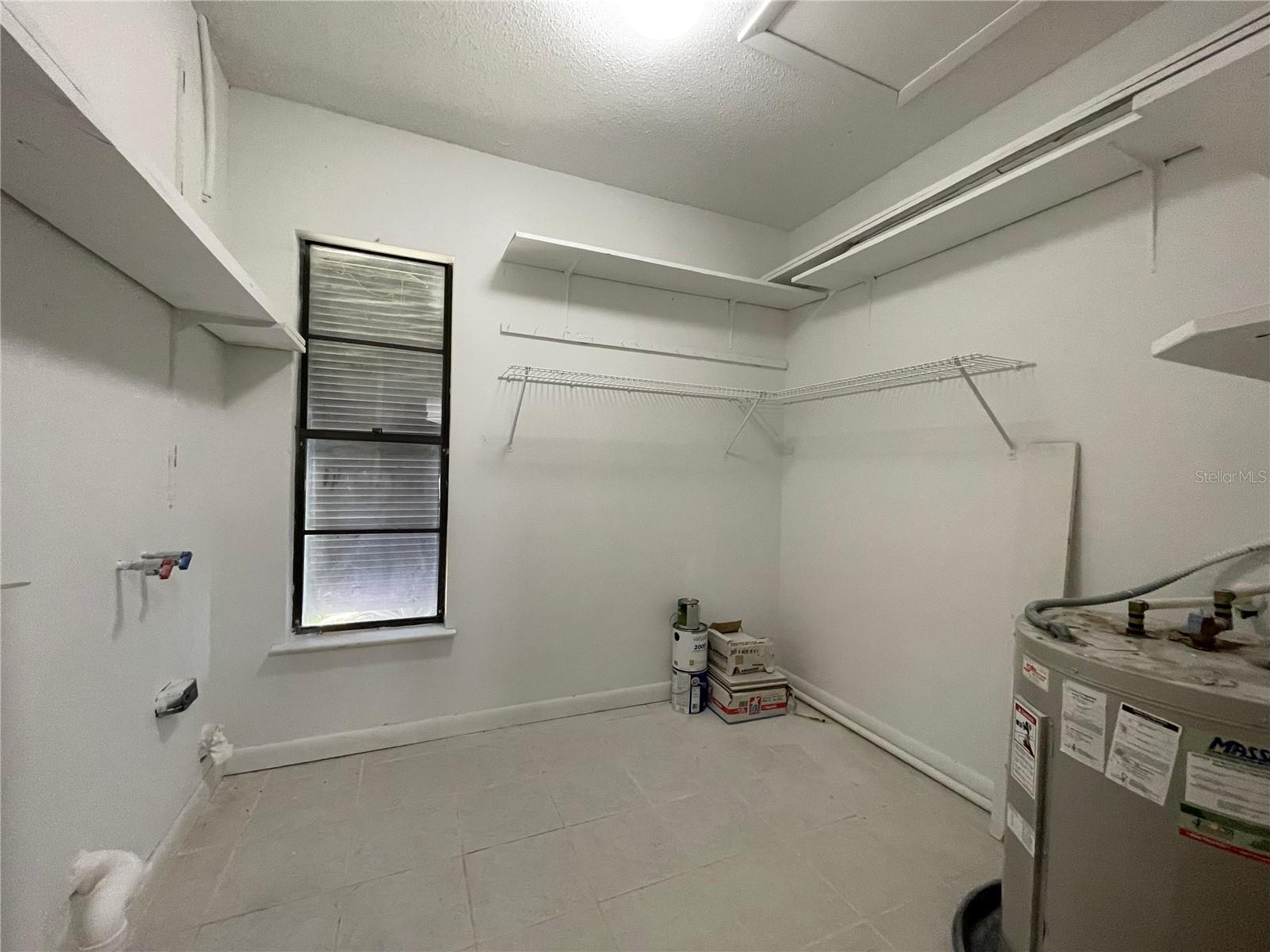 Image 21 of 27 For 702 Saint Matthew Circle