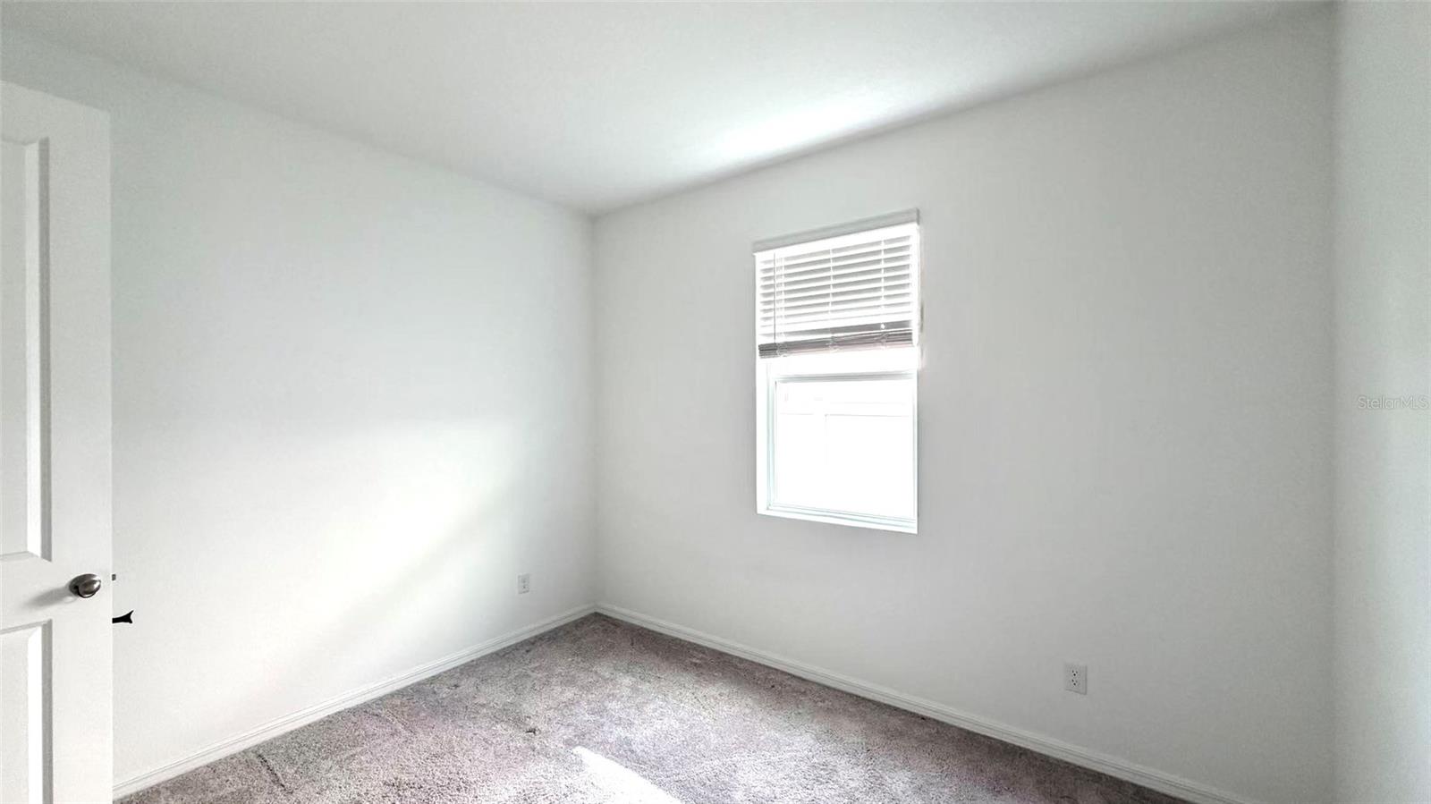 Image 14 of 20 For 2086 Derwent Drive