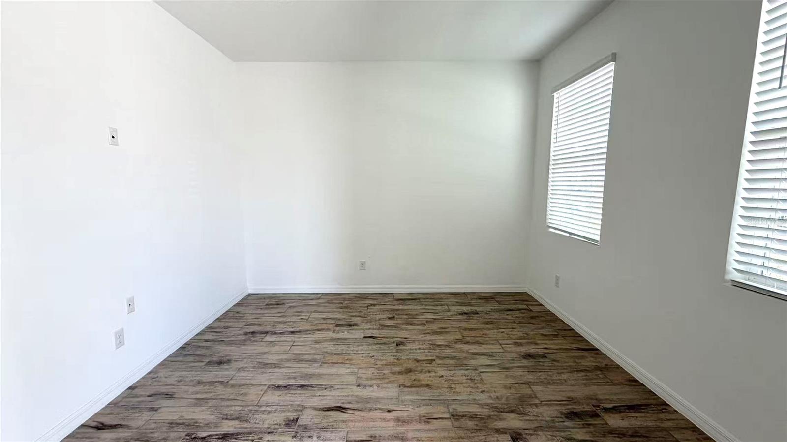 Image 6 of 20 For 2086 Derwent Drive