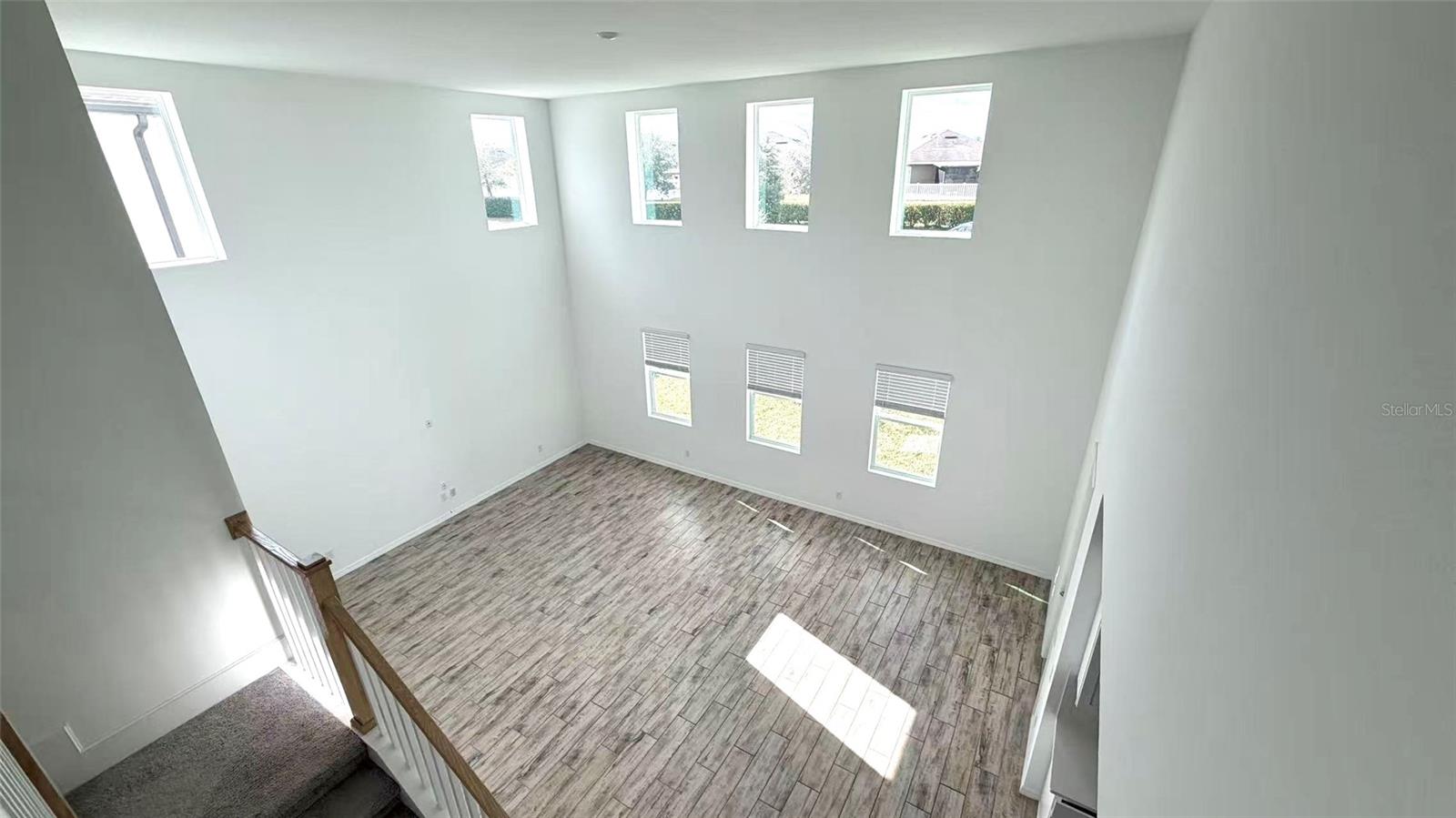 Image 8 of 20 For 2086 Derwent Drive