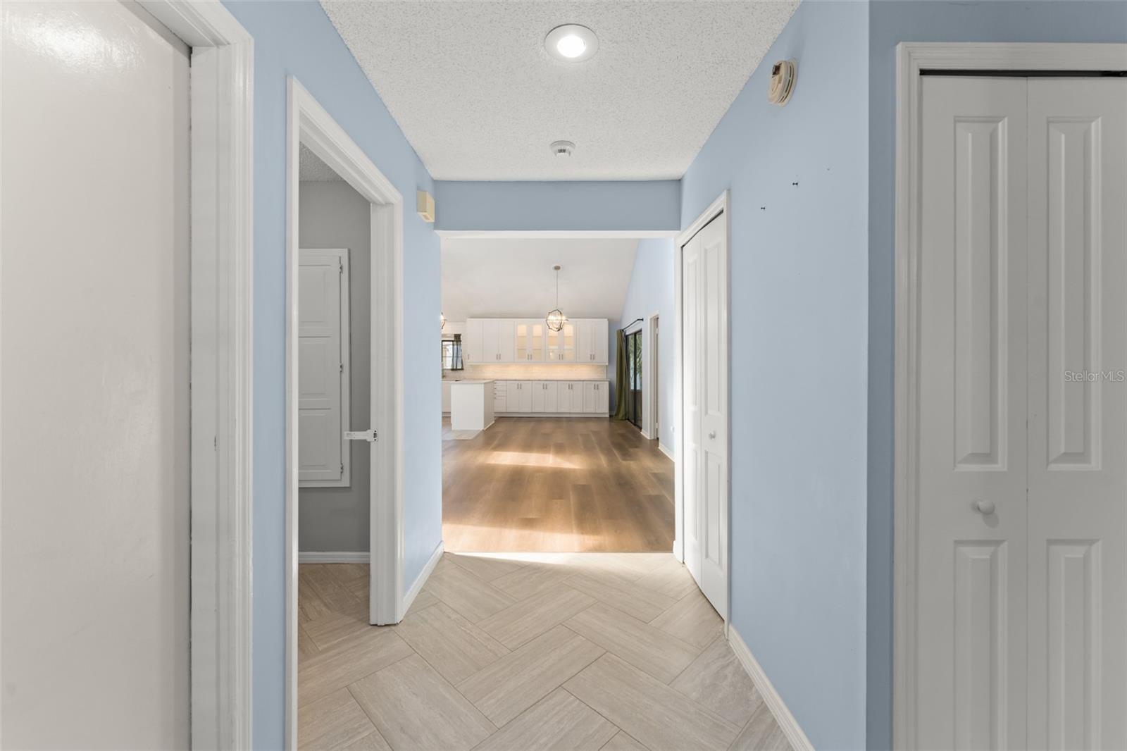 Image 11 of 54 For 3100 Bridgehampton Lane