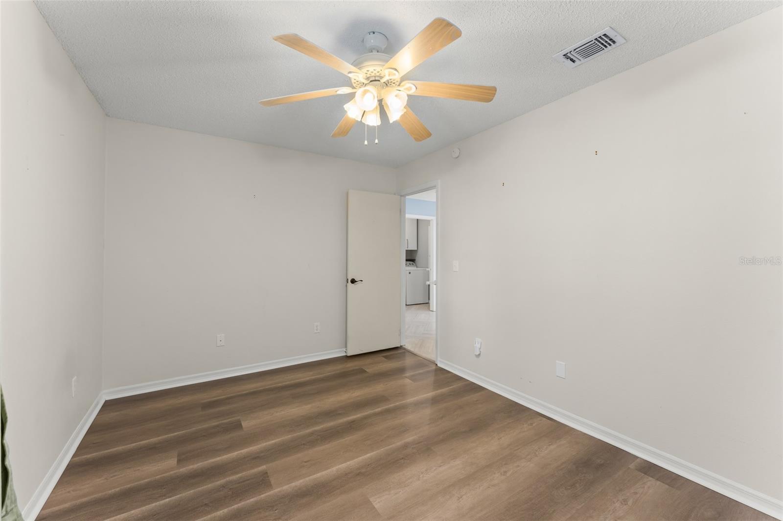 Image 17 of 54 For 3100 Bridgehampton Lane