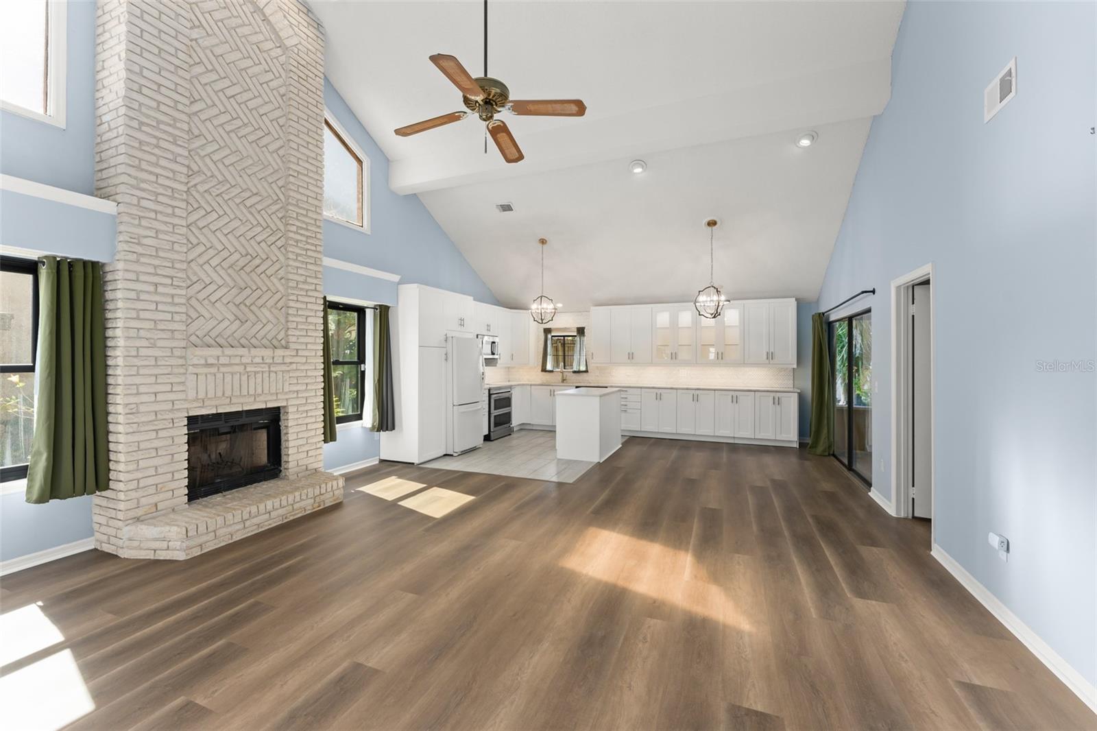 Image 18 of 54 For 3100 Bridgehampton Lane