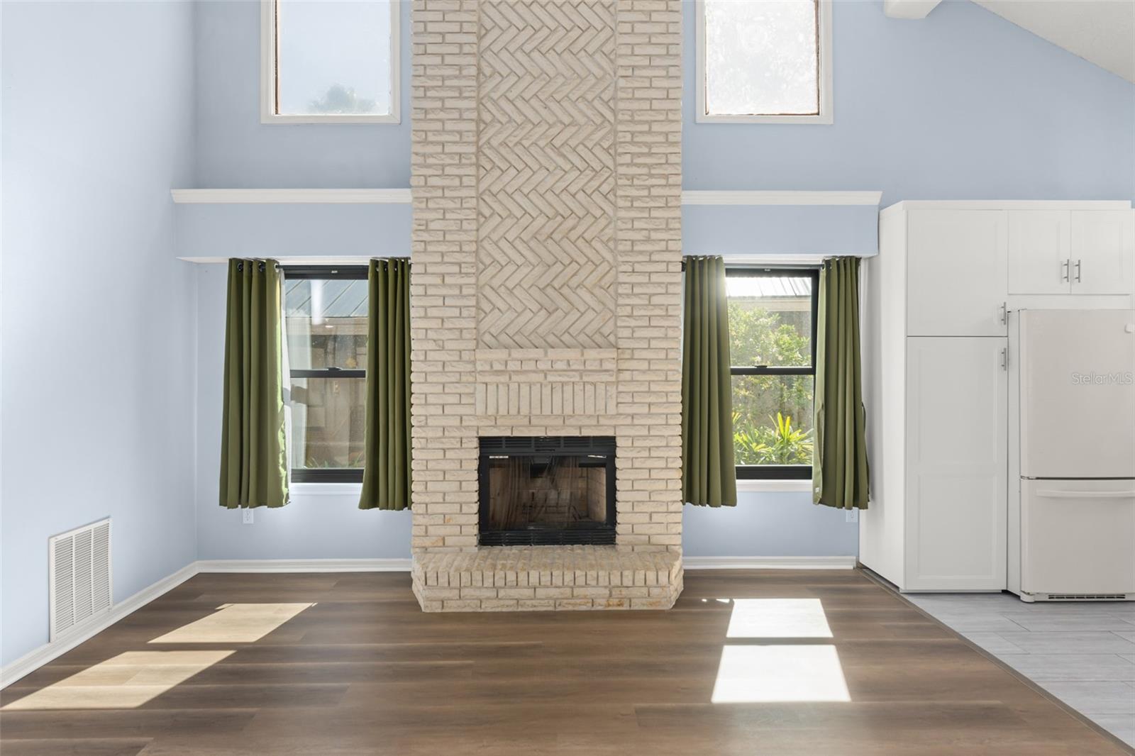 Image 21 of 54 For 3100 Bridgehampton Lane