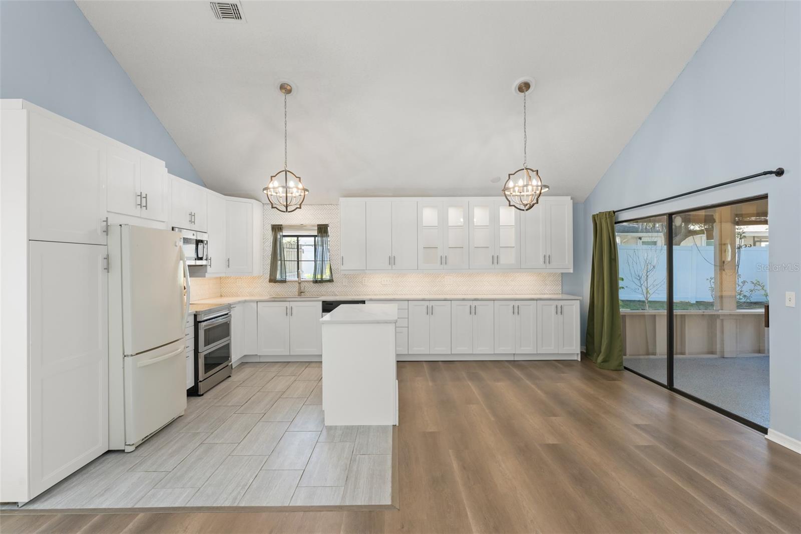 Image 25 of 54 For 3100 Bridgehampton Lane