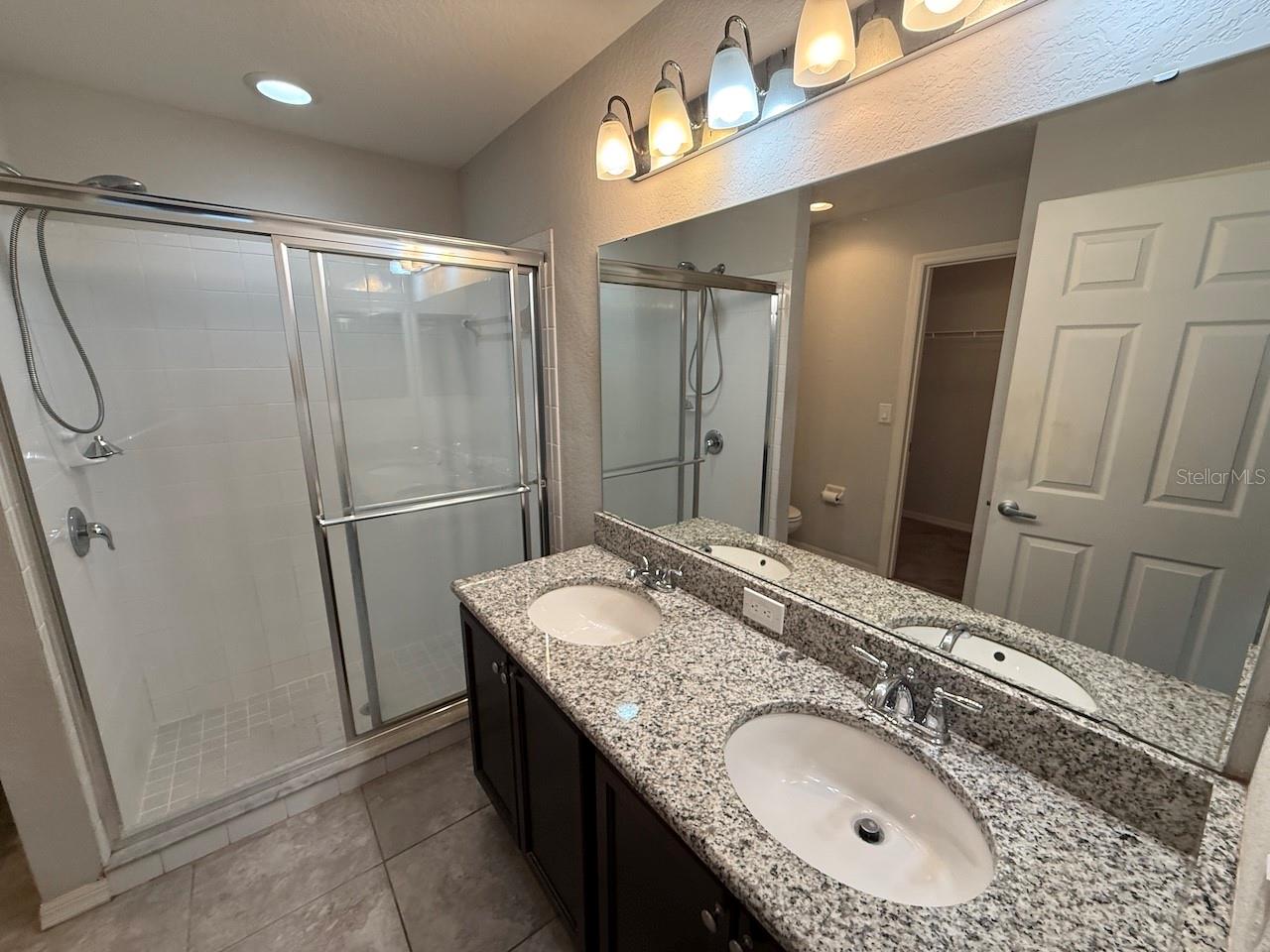 Image 13 of 27 For 1992 Bretton Ridge Way