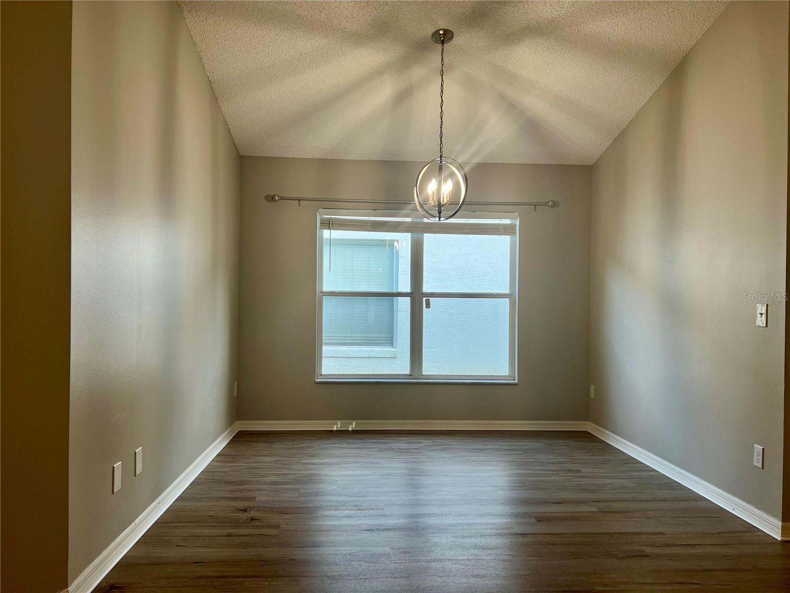 Image 11 of 25 For 13362 Heron Cove Drive