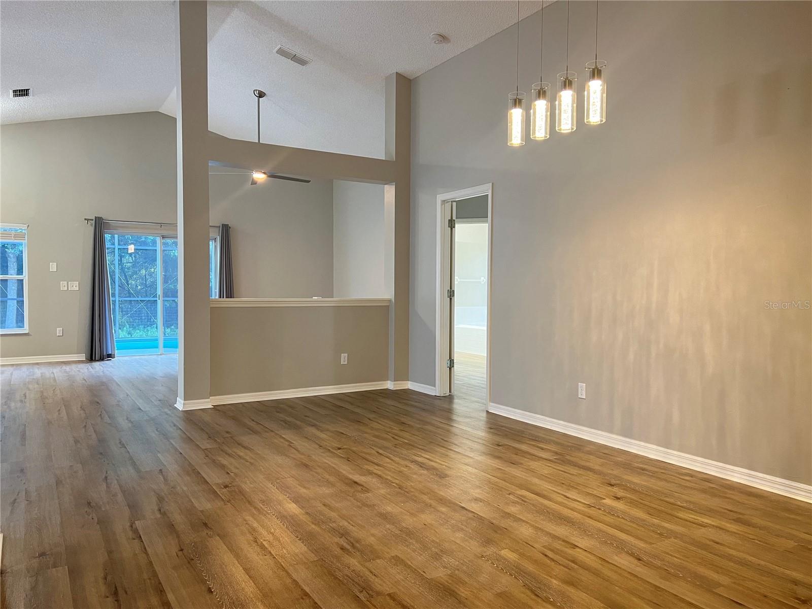 Image 8 of 25 For 13362 Heron Cove Drive