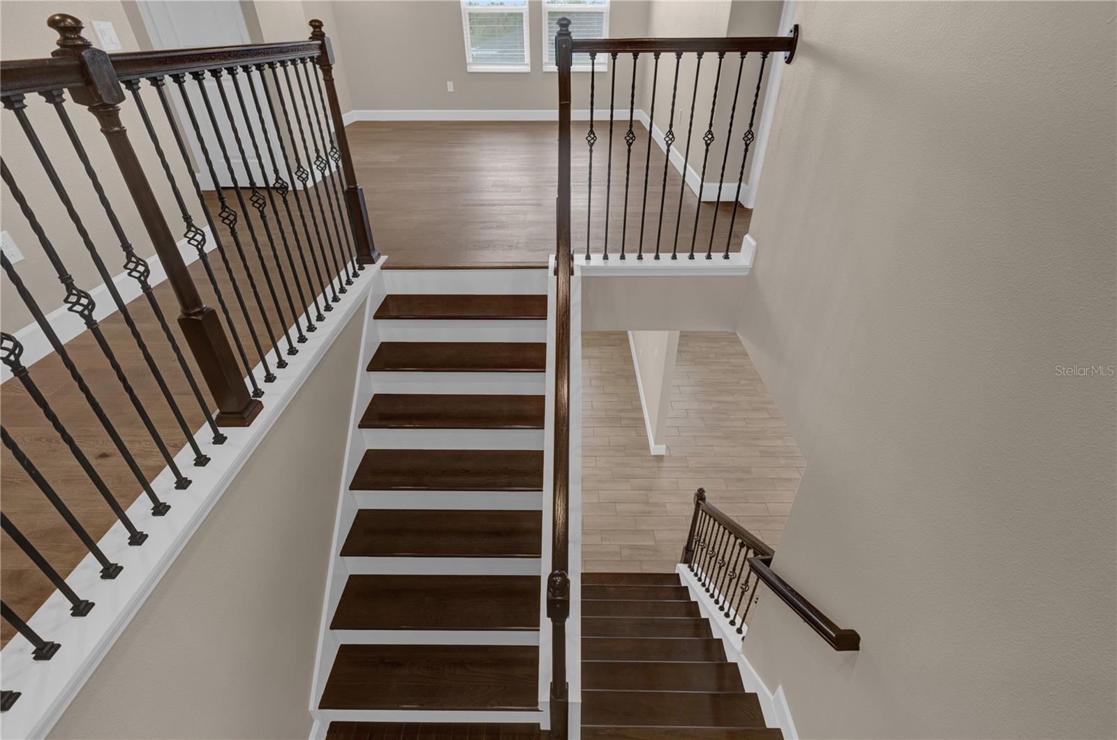 Image 17 of 54 For 1964 Burgundy Drive