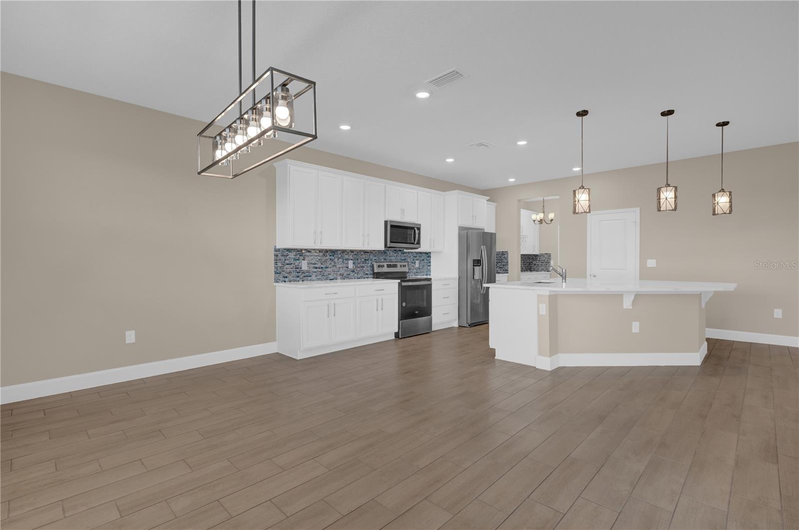 Image 23 of 54 For 1964 Burgundy Drive