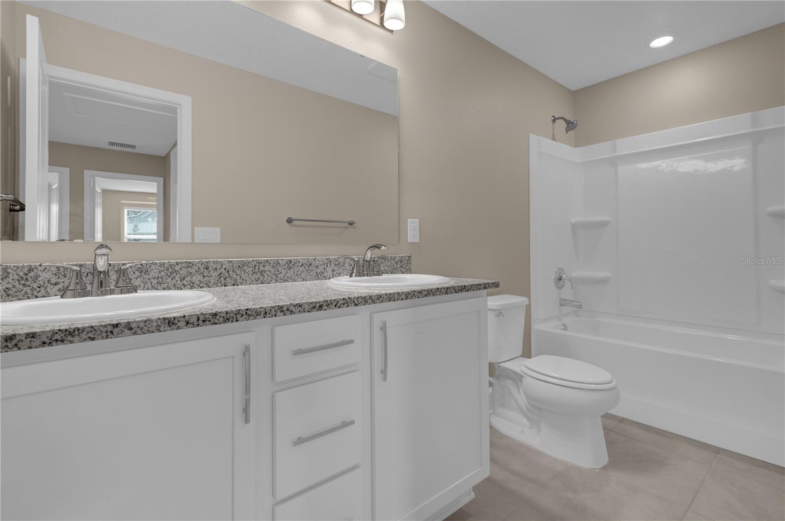 Image 39 of 54 For 1964 Burgundy Drive