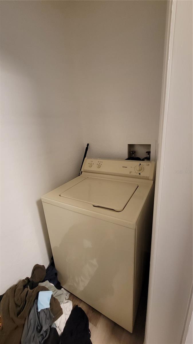 Image 4 of 31 For 4400 Thornbriar Lane 201