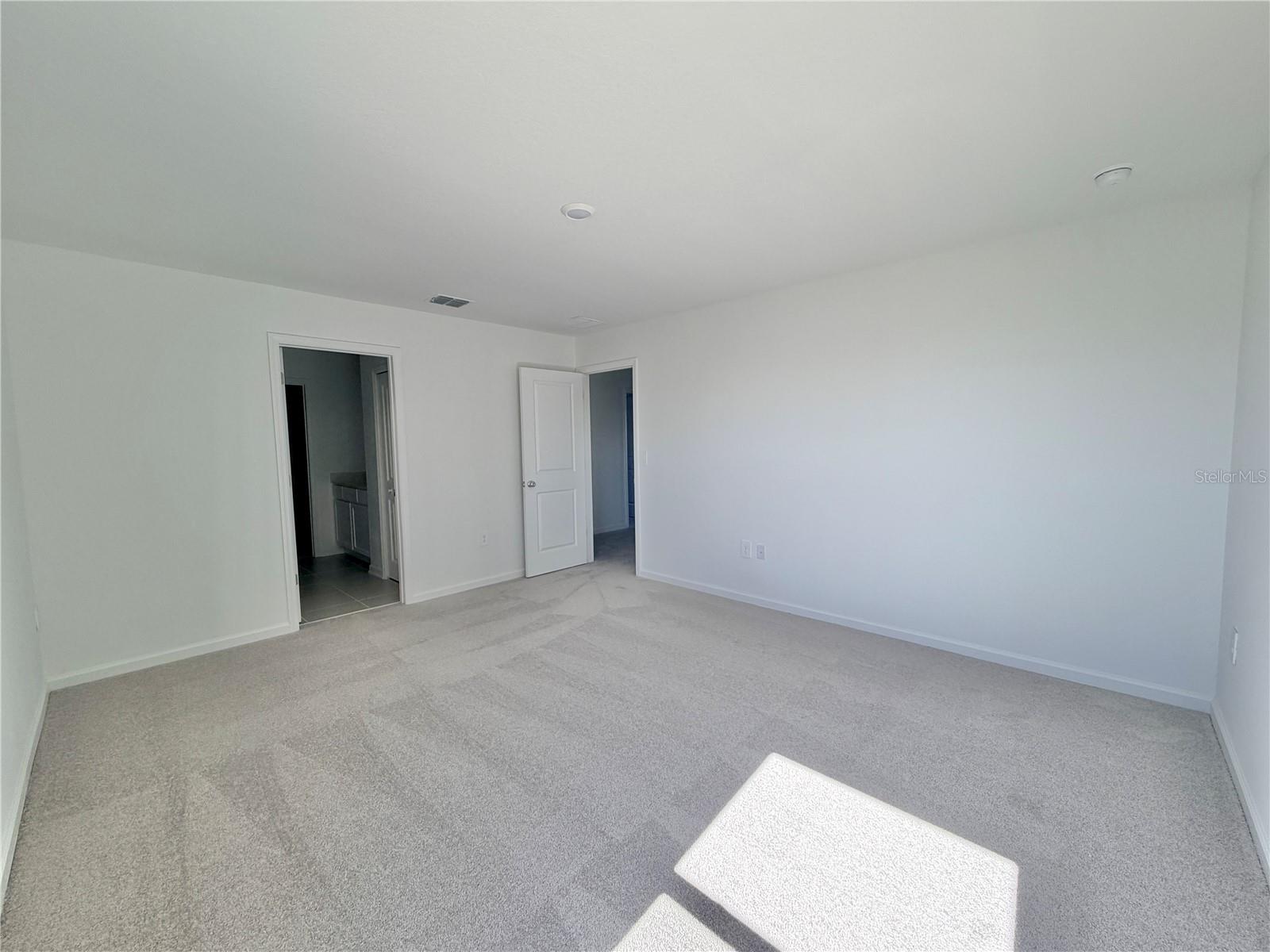 Image 17 of 35 For 3666 Hardman Drive