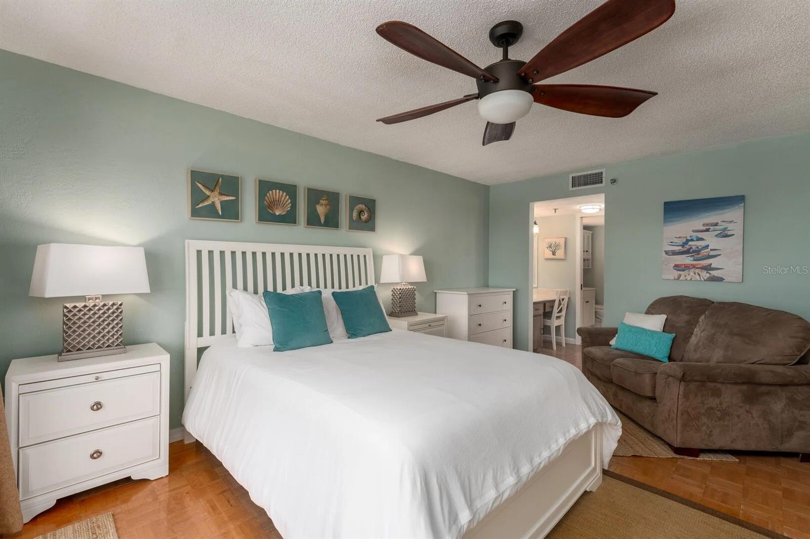 Image 18 of 23 For 1513 Ocean Shore Boulevard 8a