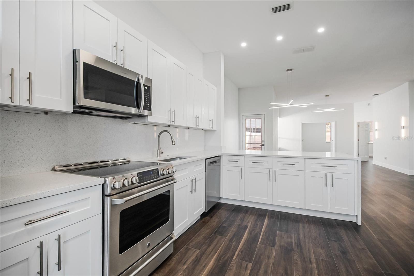 Image 14 of 63 For 14419 Tambourine Drive