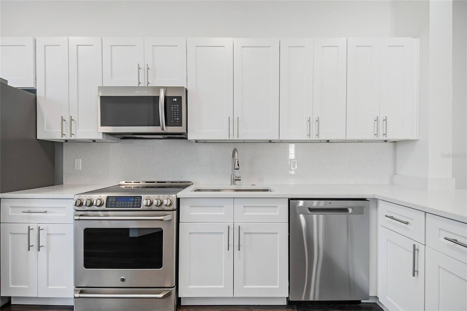 Image 15 of 63 For 14419 Tambourine Drive