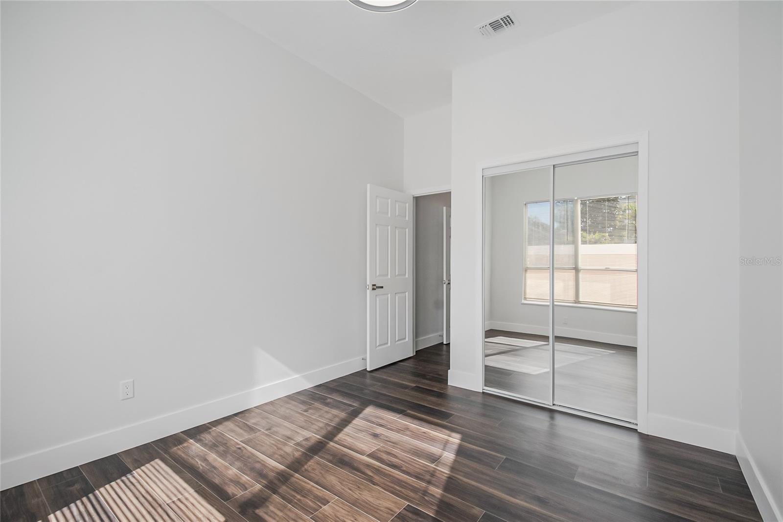 Image 31 of 63 For 14419 Tambourine Drive