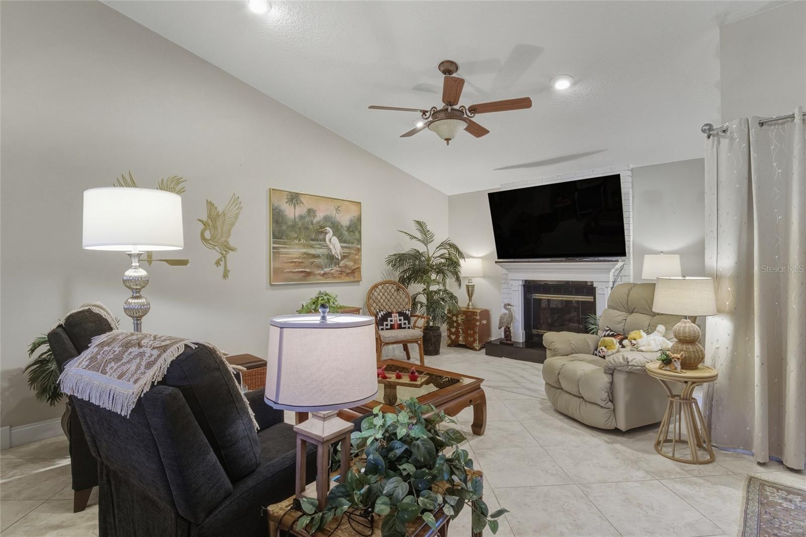 Image 5 of 47 For 6334 Oak Meadow Bend