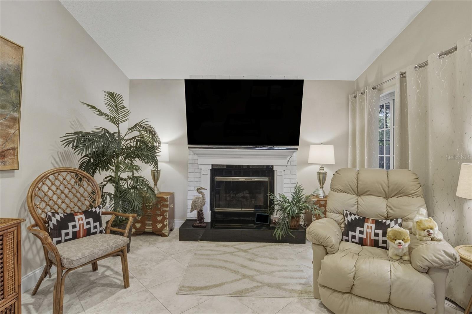 Image 7 of 47 For 6334 Oak Meadow Bend