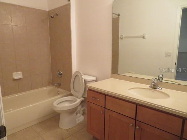 Image 15 of 22 For 5867 Strada Capri Way