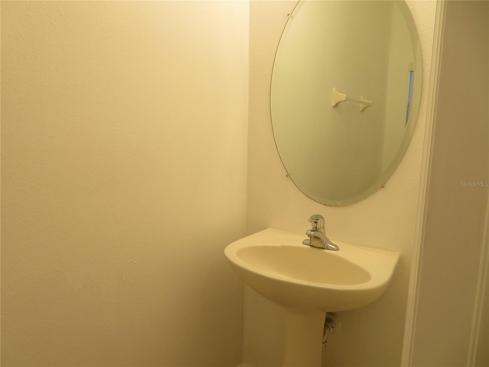 Image 18 of 22 For 5867 Strada Capri Way