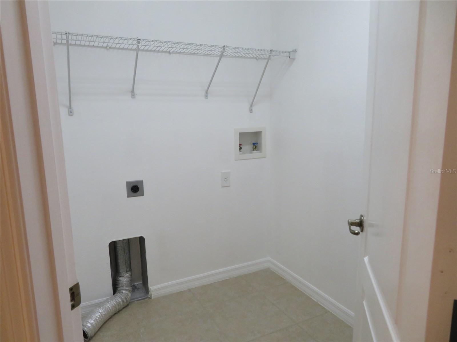 Image 19 of 22 For 5867 Strada Capri Way