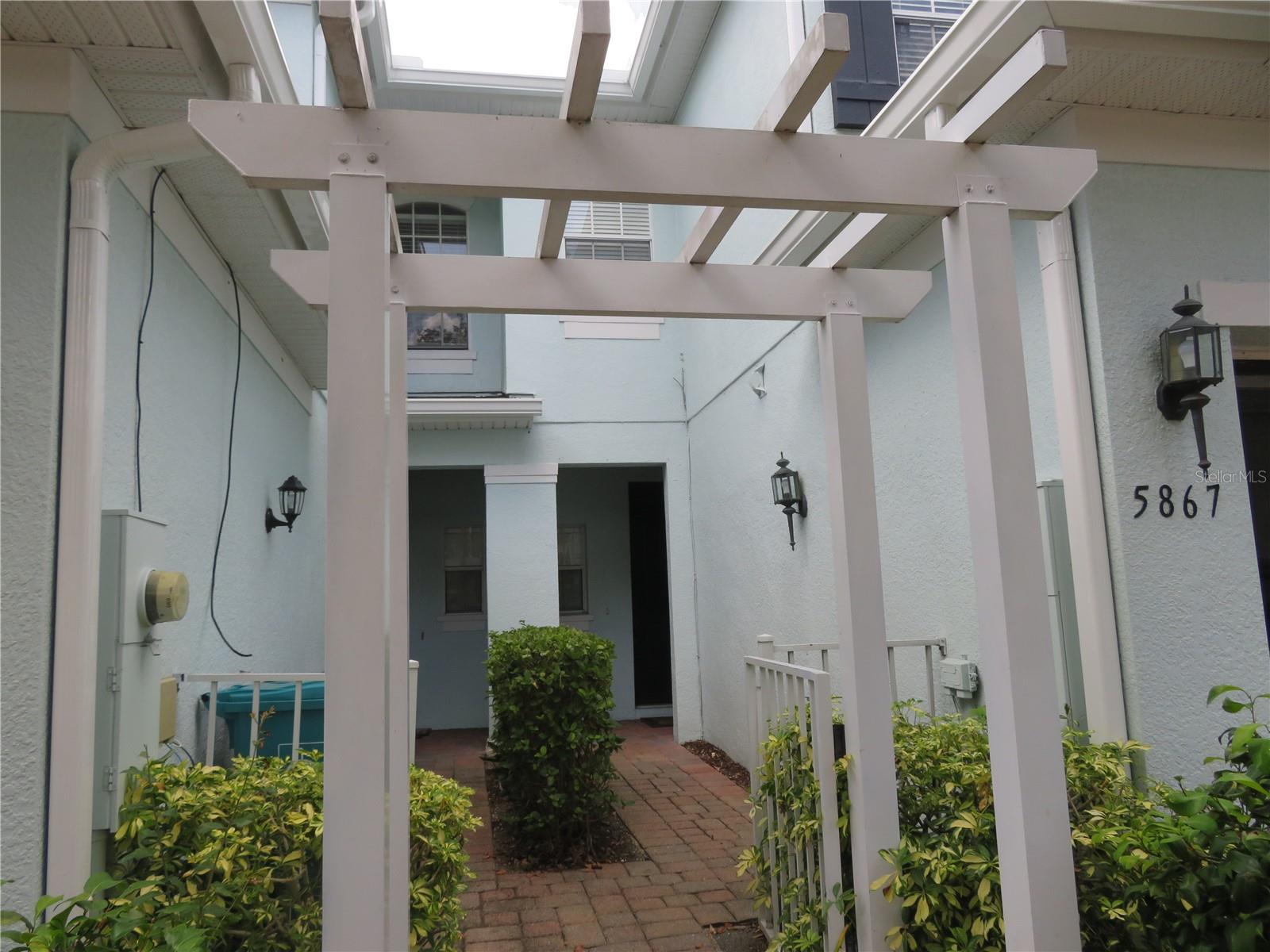 Image 3 of 22 For 5867 Strada Capri Way