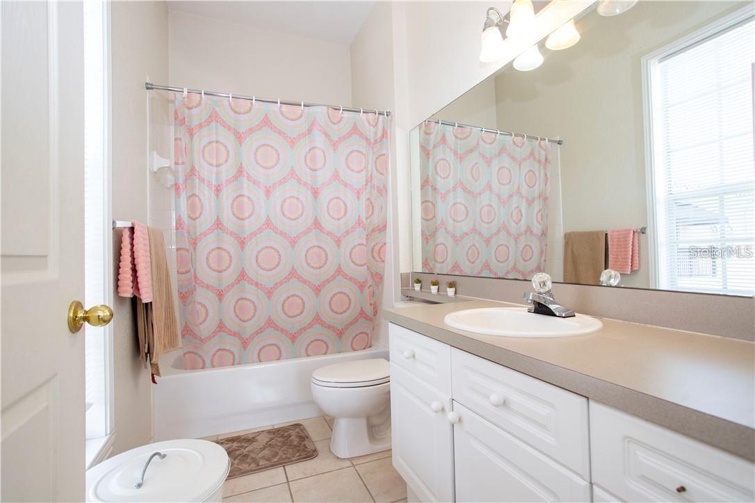 Image 14 of 21 For 201 Longview Avenue 302