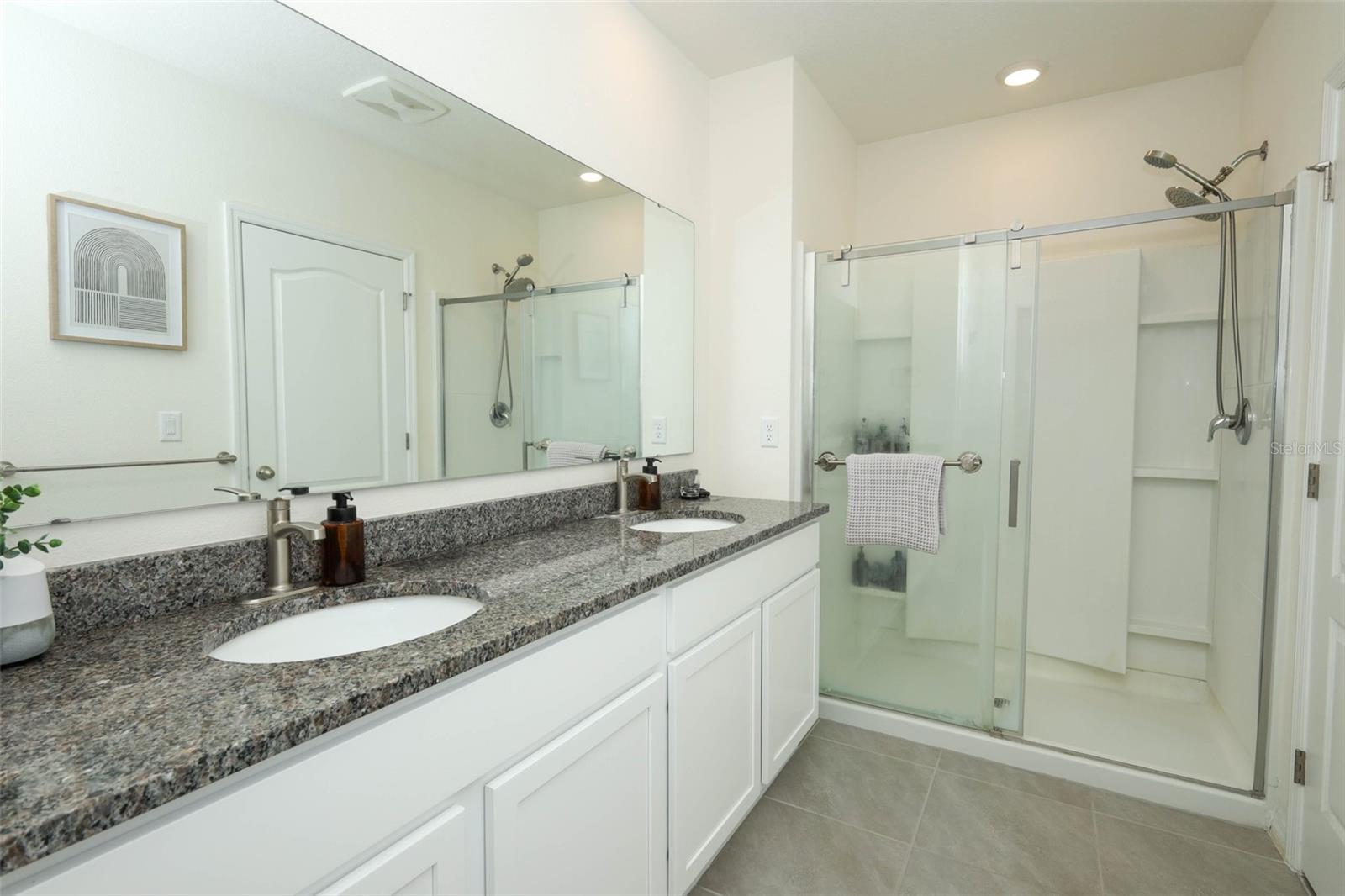 Image 21 of 40 For 3519 Briarwood Grove Drive