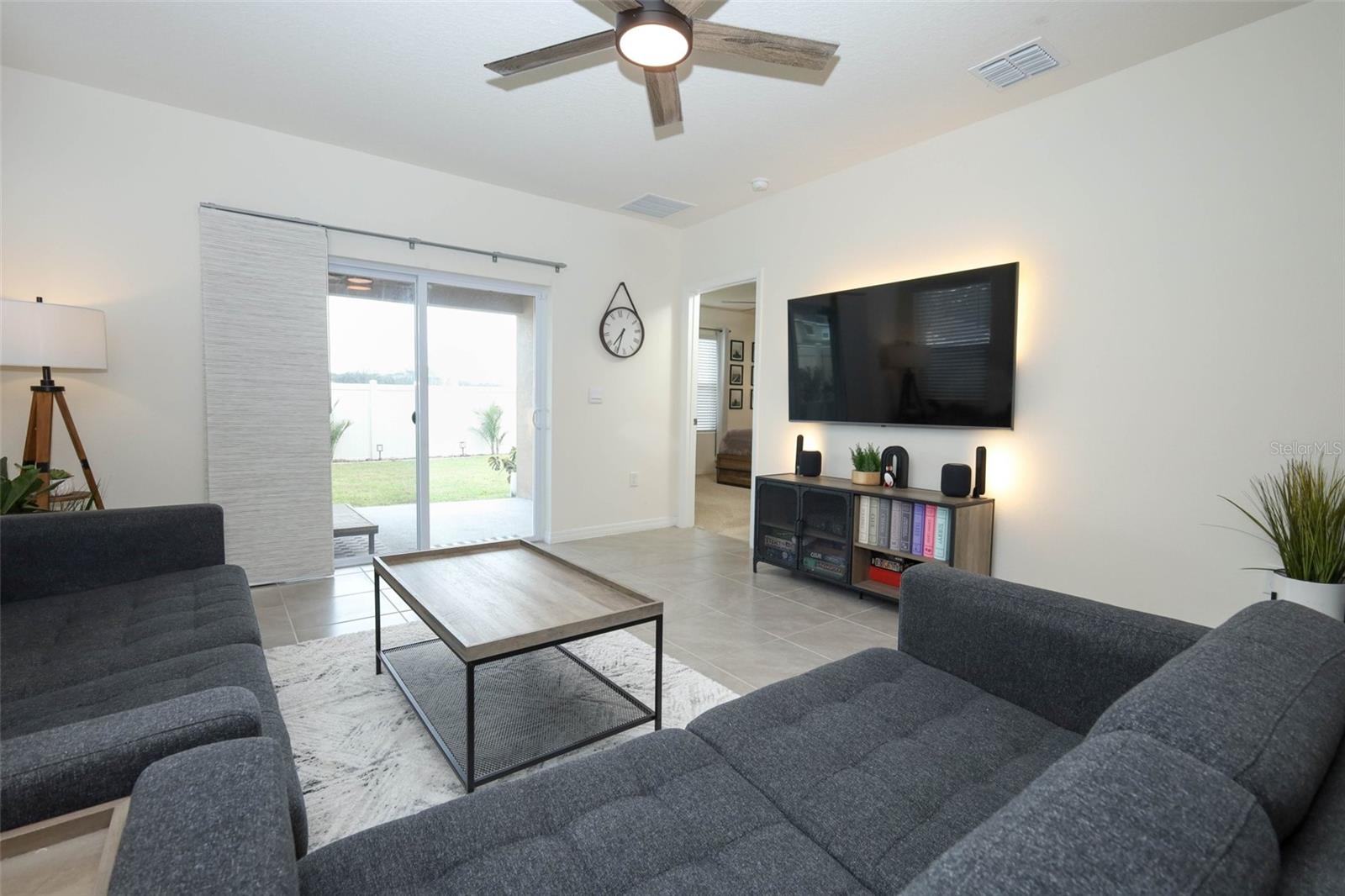 Image 5 of 40 For 3519 Briarwood Grove Drive