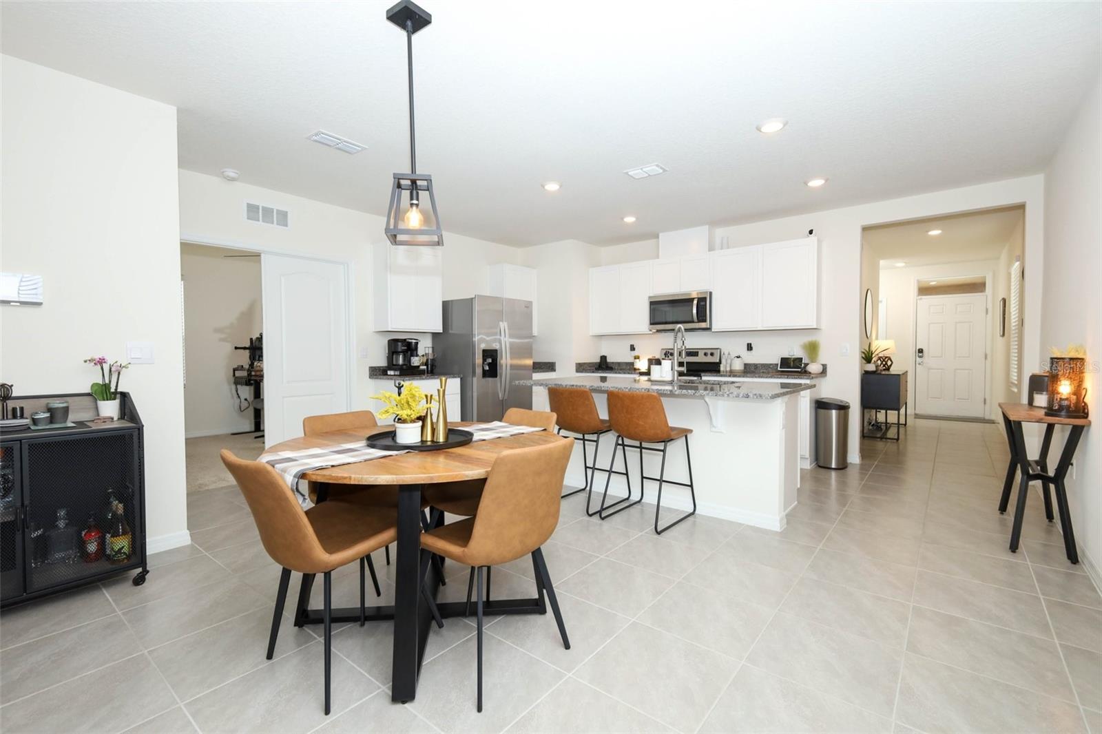 Image 9 of 40 For 3519 Briarwood Grove Drive