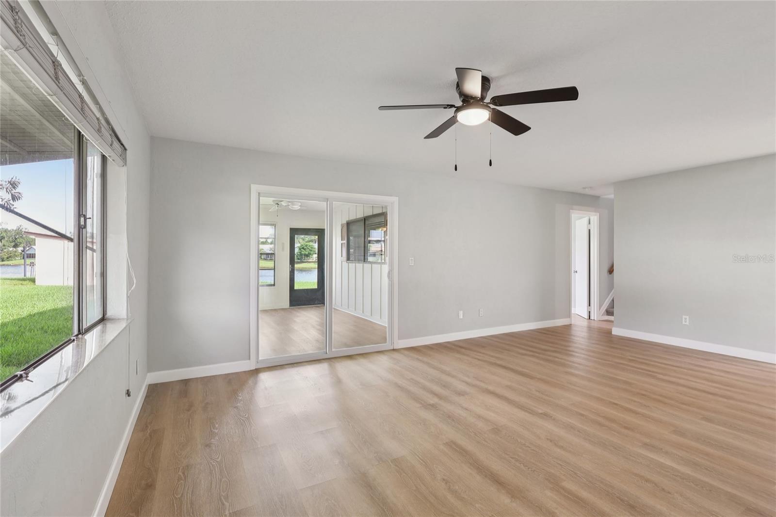 Image 13 of 69 For 102 Golf Club Drive