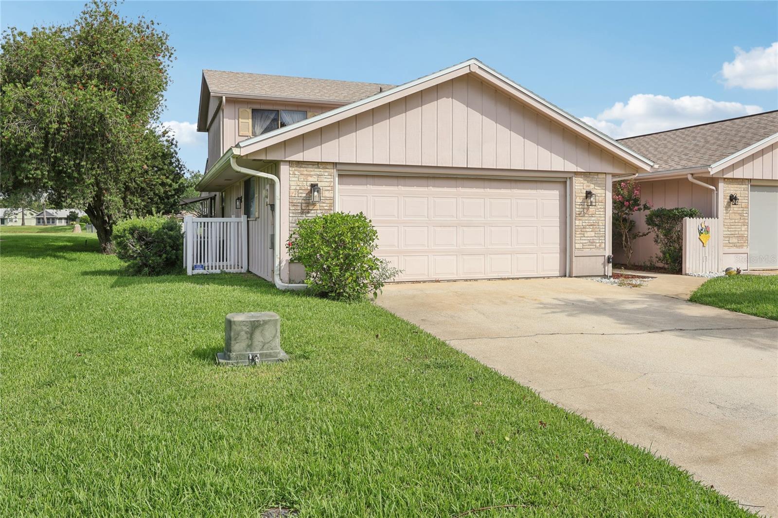 Image 3 of 69 For 102 Golf Club Drive