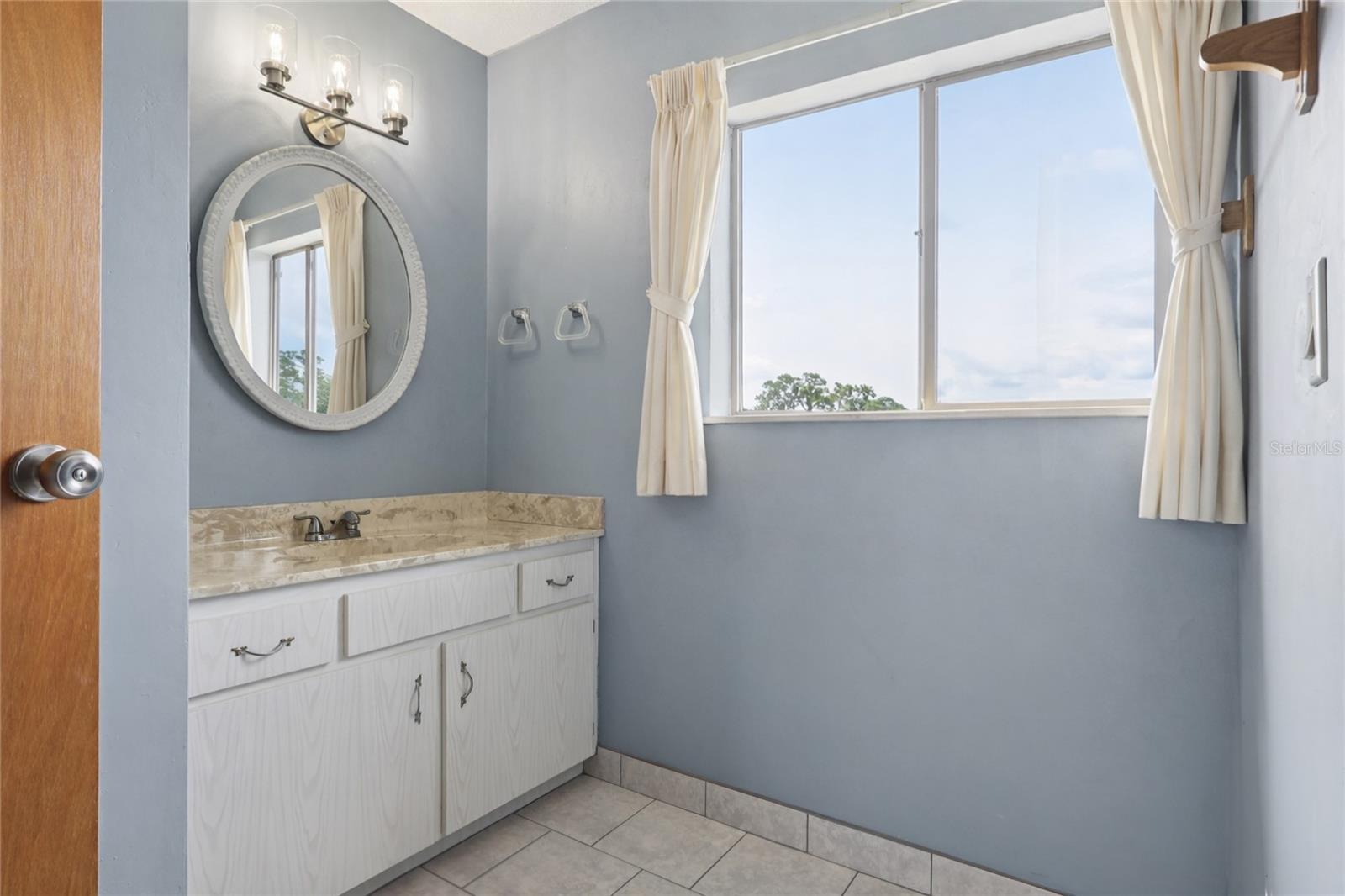 Image 31 of 69 For 102 Golf Club Drive