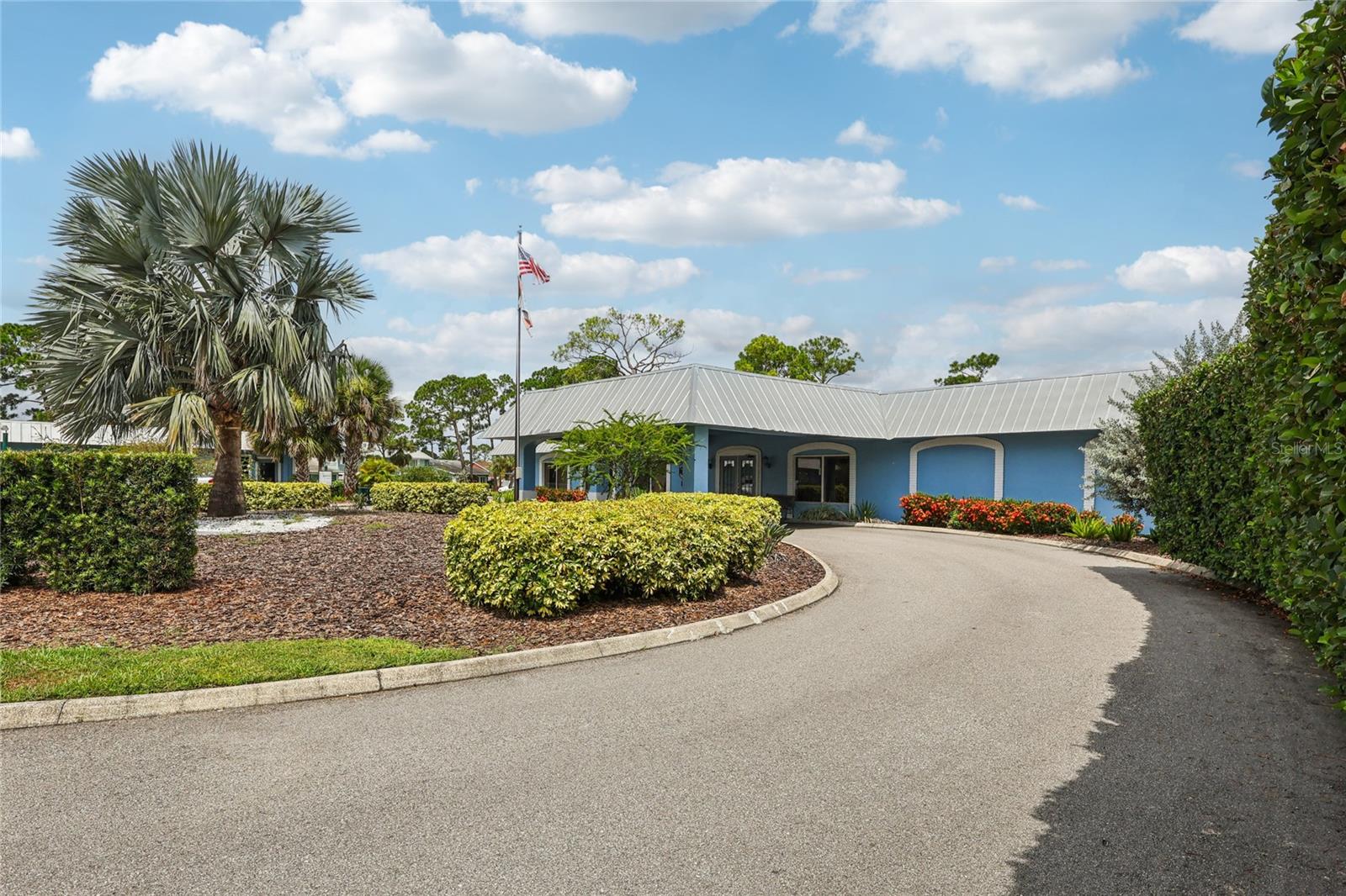 Image 49 of 69 For 102 Golf Club Drive