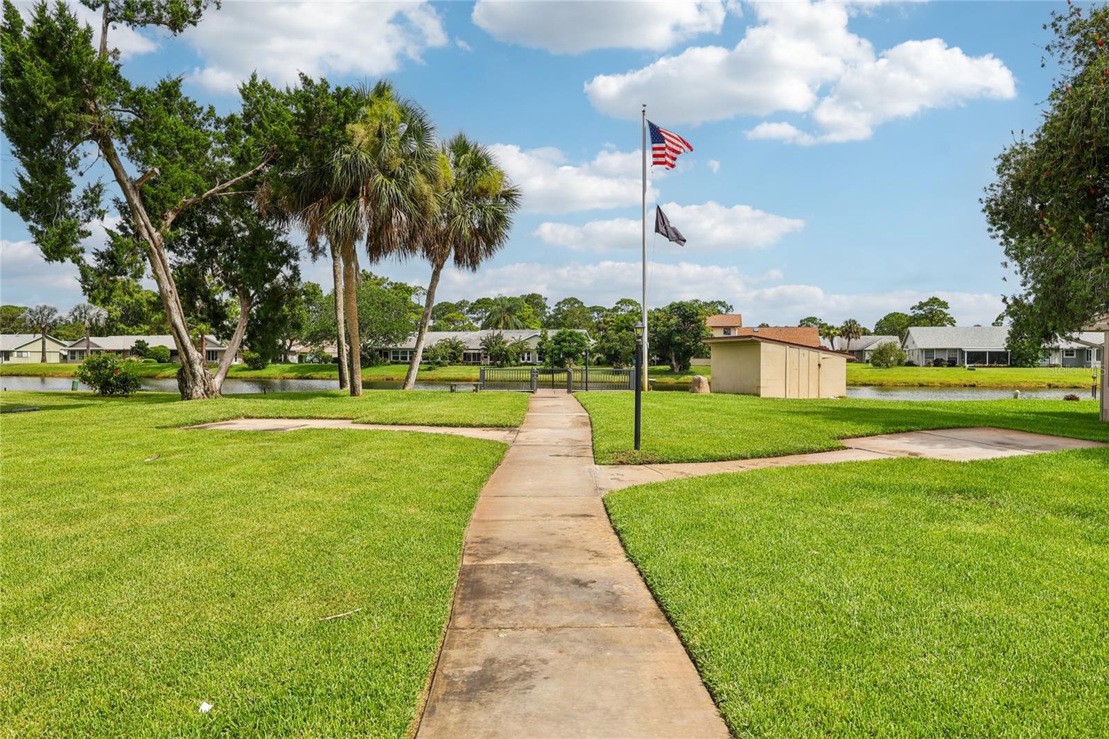 Image 52 of 69 For 102 Golf Club Drive