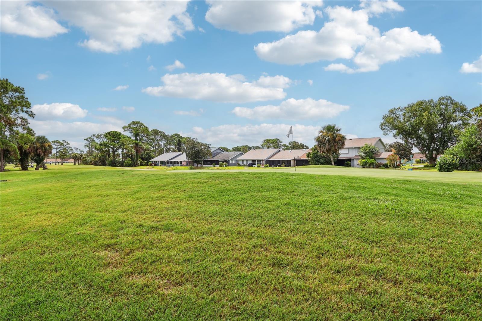 Image 54 of 69 For 102 Golf Club Drive