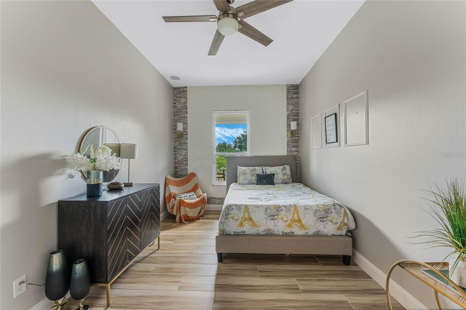 Image 22 of 29 For 13333 Zori Lane