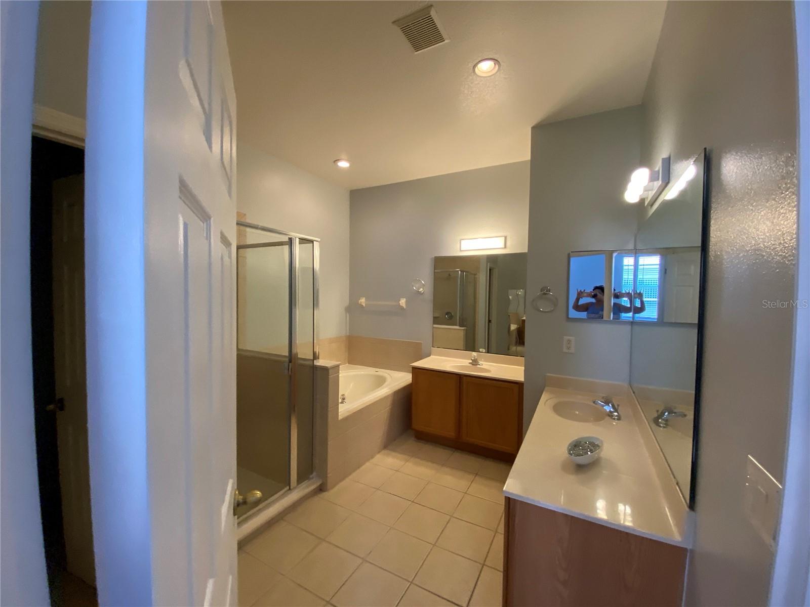 Image 13 of 22 For 10073 Savannah Bluff Lane