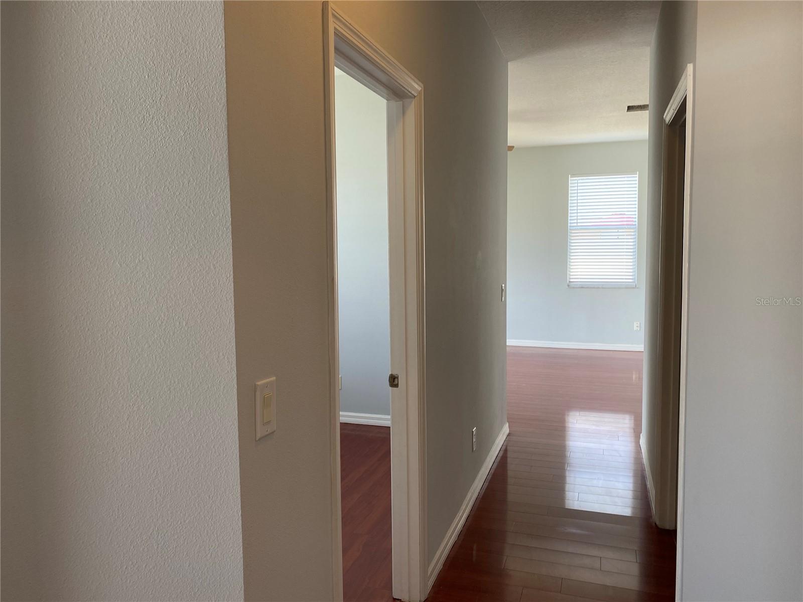 Image 8 of 22 For 10073 Savannah Bluff Lane