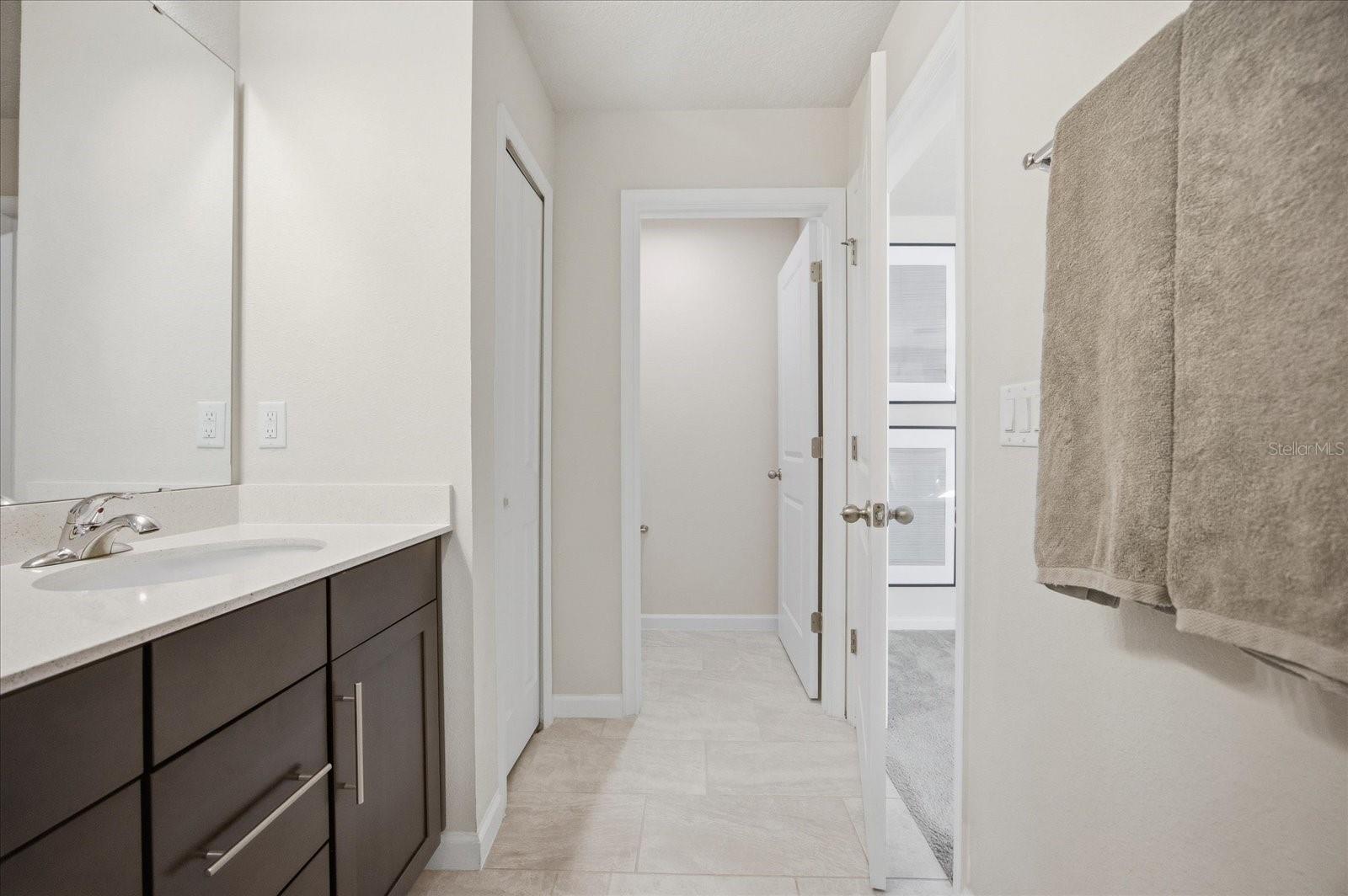 Image 20 of 33 For 6060 Glory Bower Drive