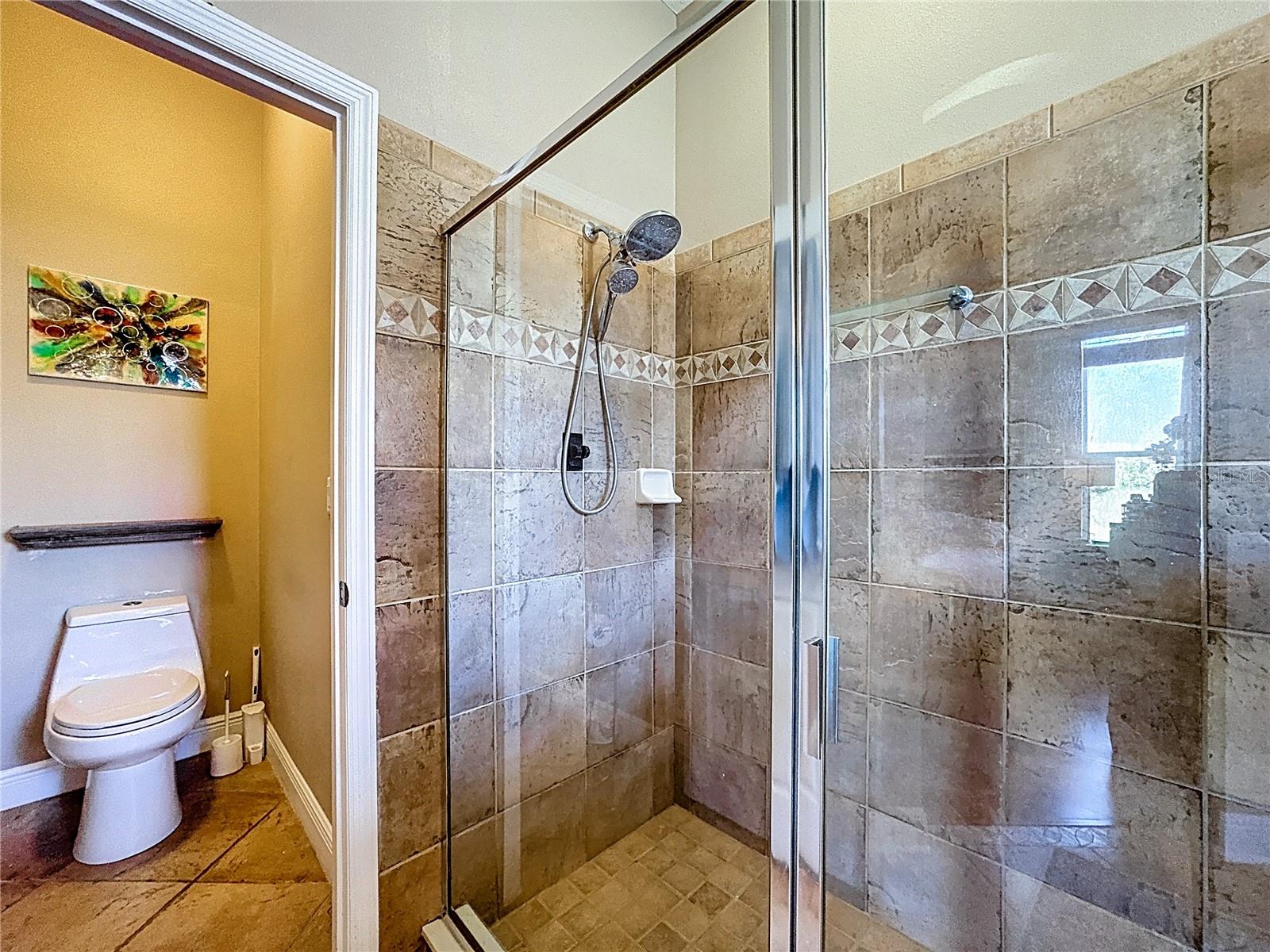 Image 15 of 22 For 8463 Dover View Lane