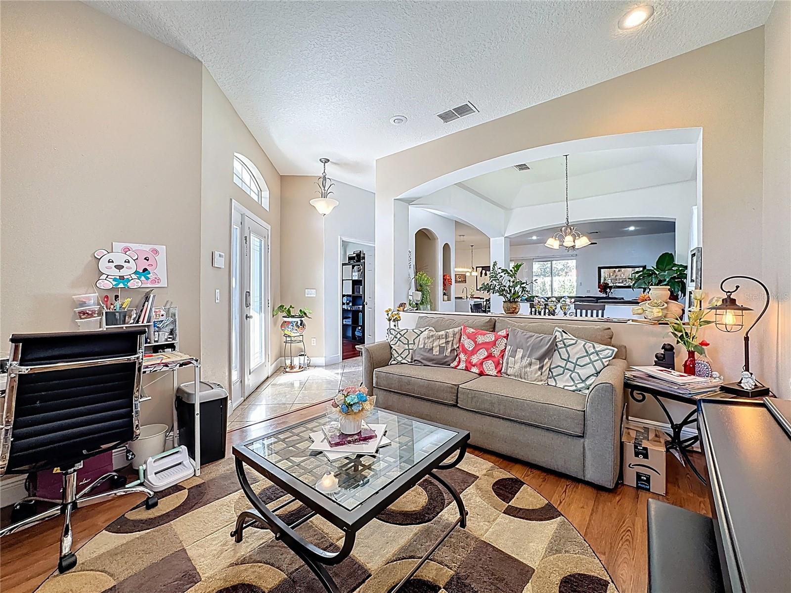 Image 4 of 22 For 8463 Dover View Lane