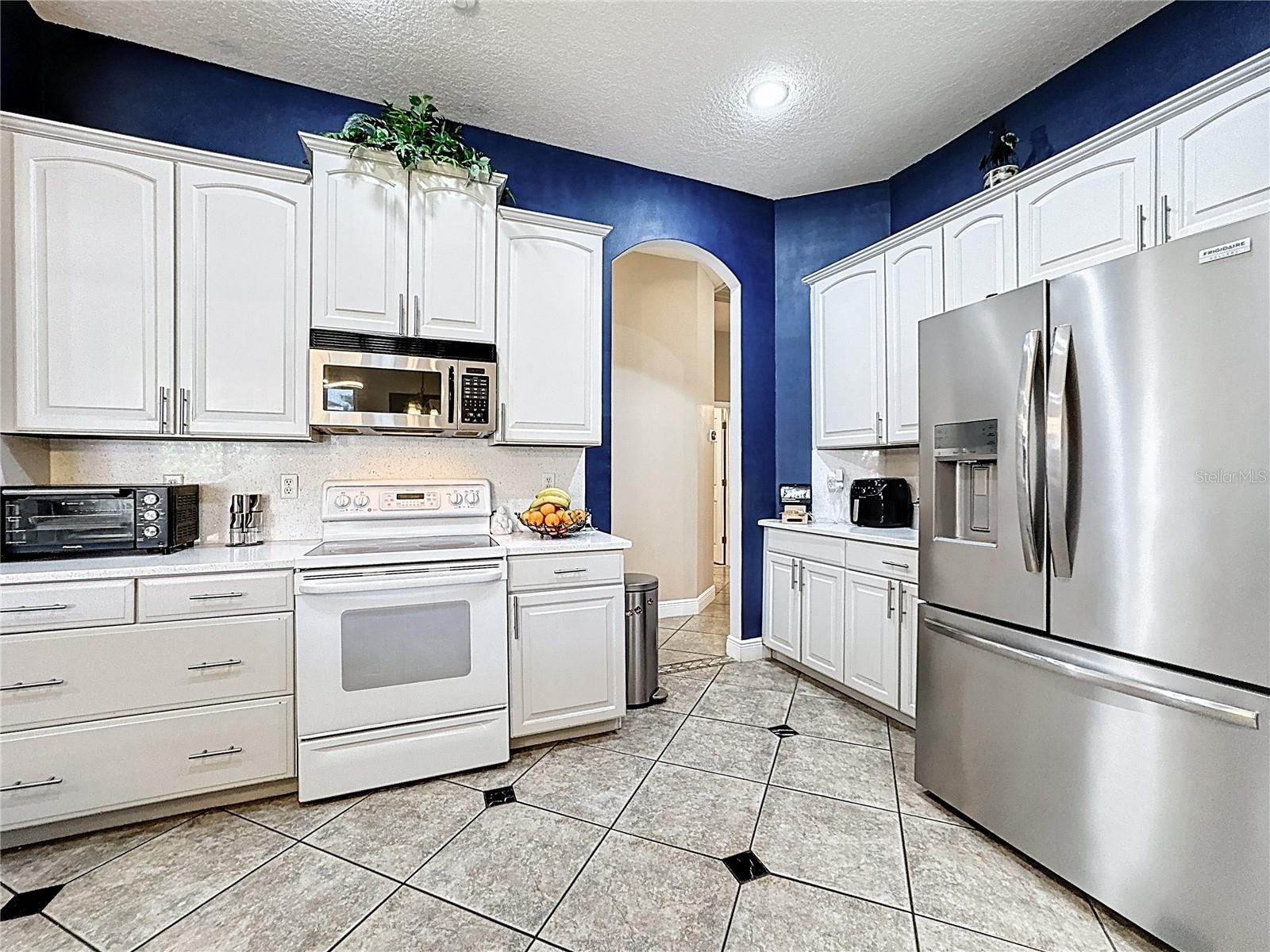 Image 8 of 22 For 8463 Dover View Lane