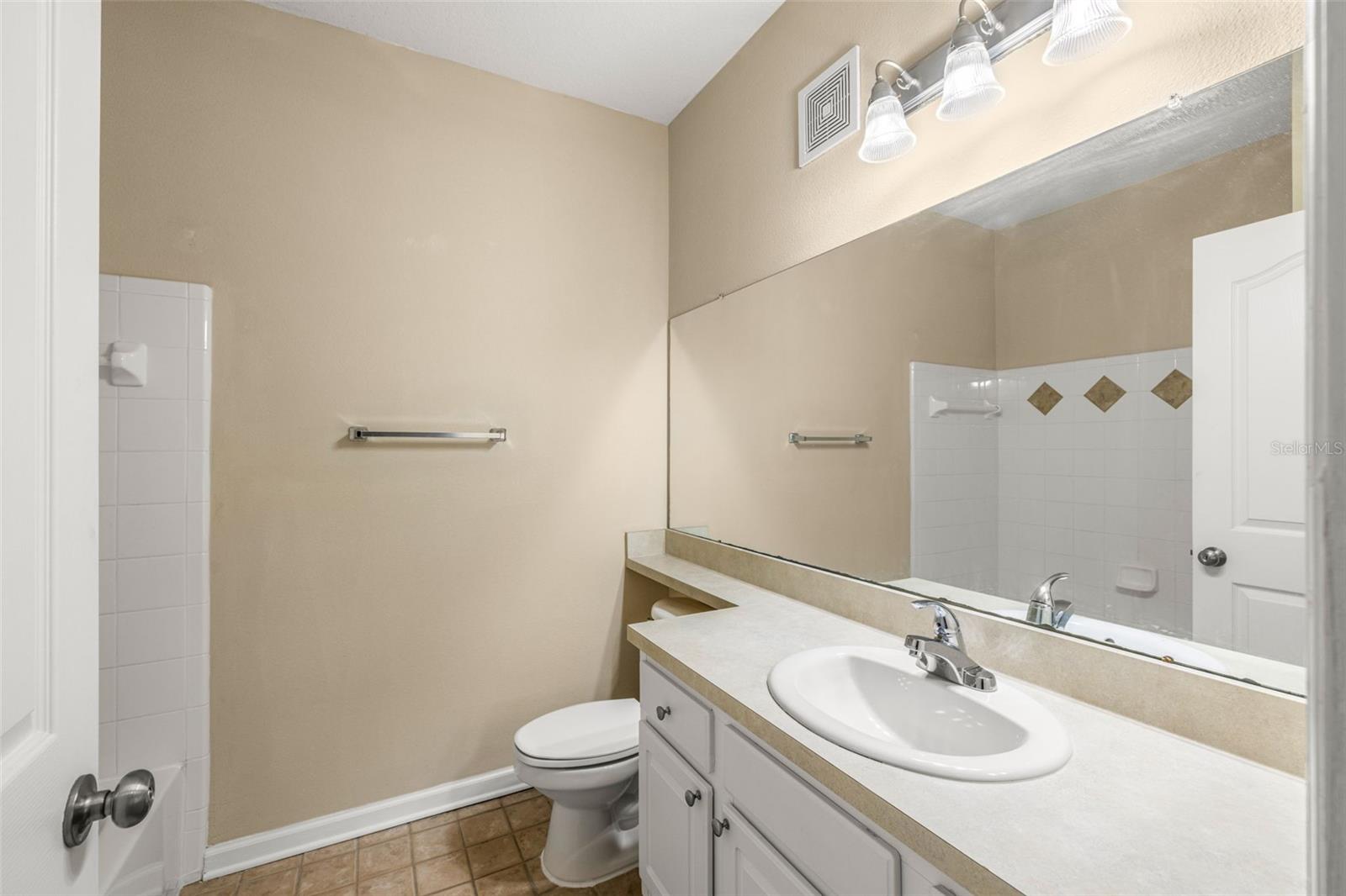 Image 20 of 25 For 4207 Dale Mabry Highway 4305