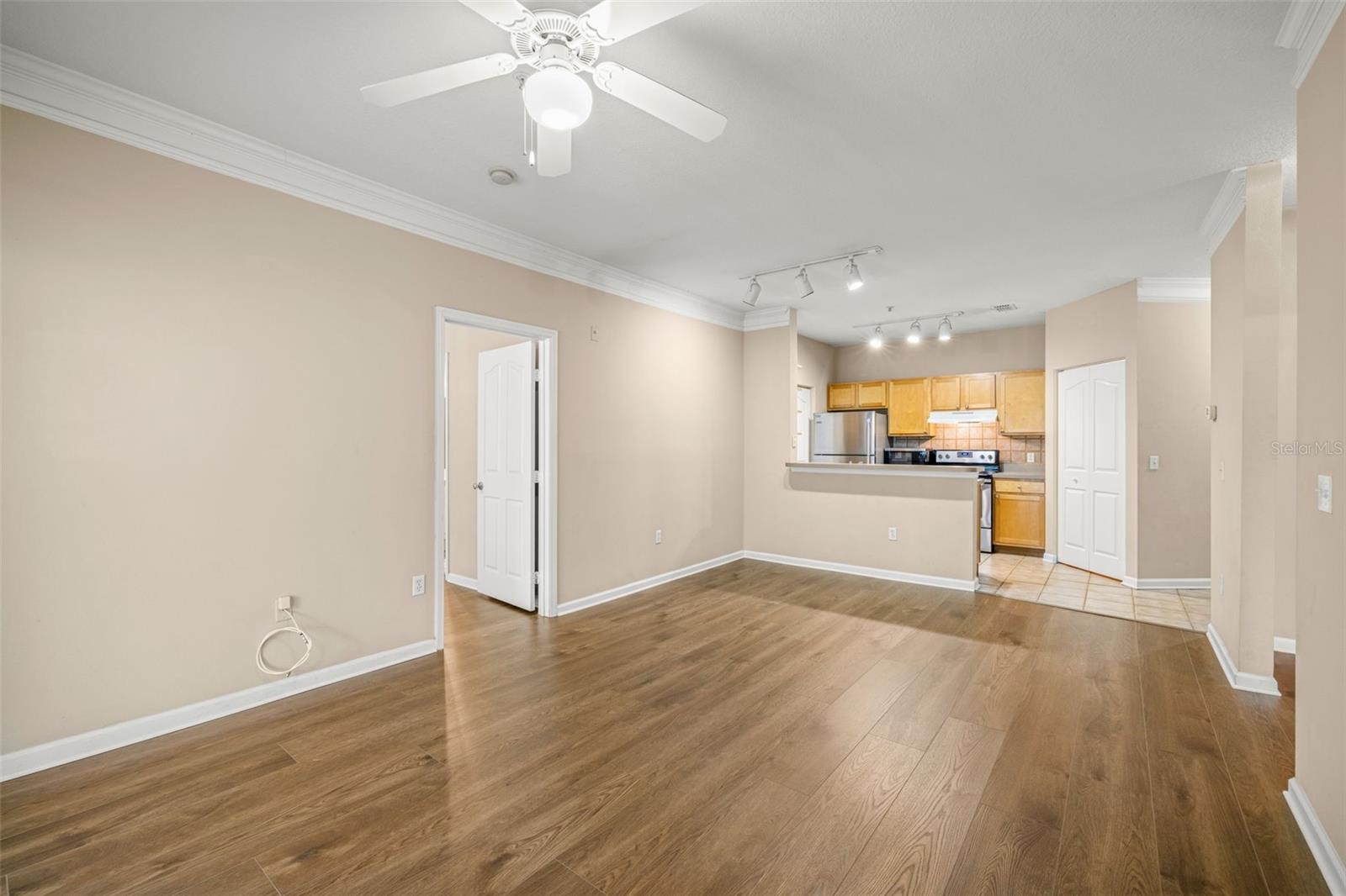 Image 6 of 25 For 4207 Dale Mabry Highway 4305