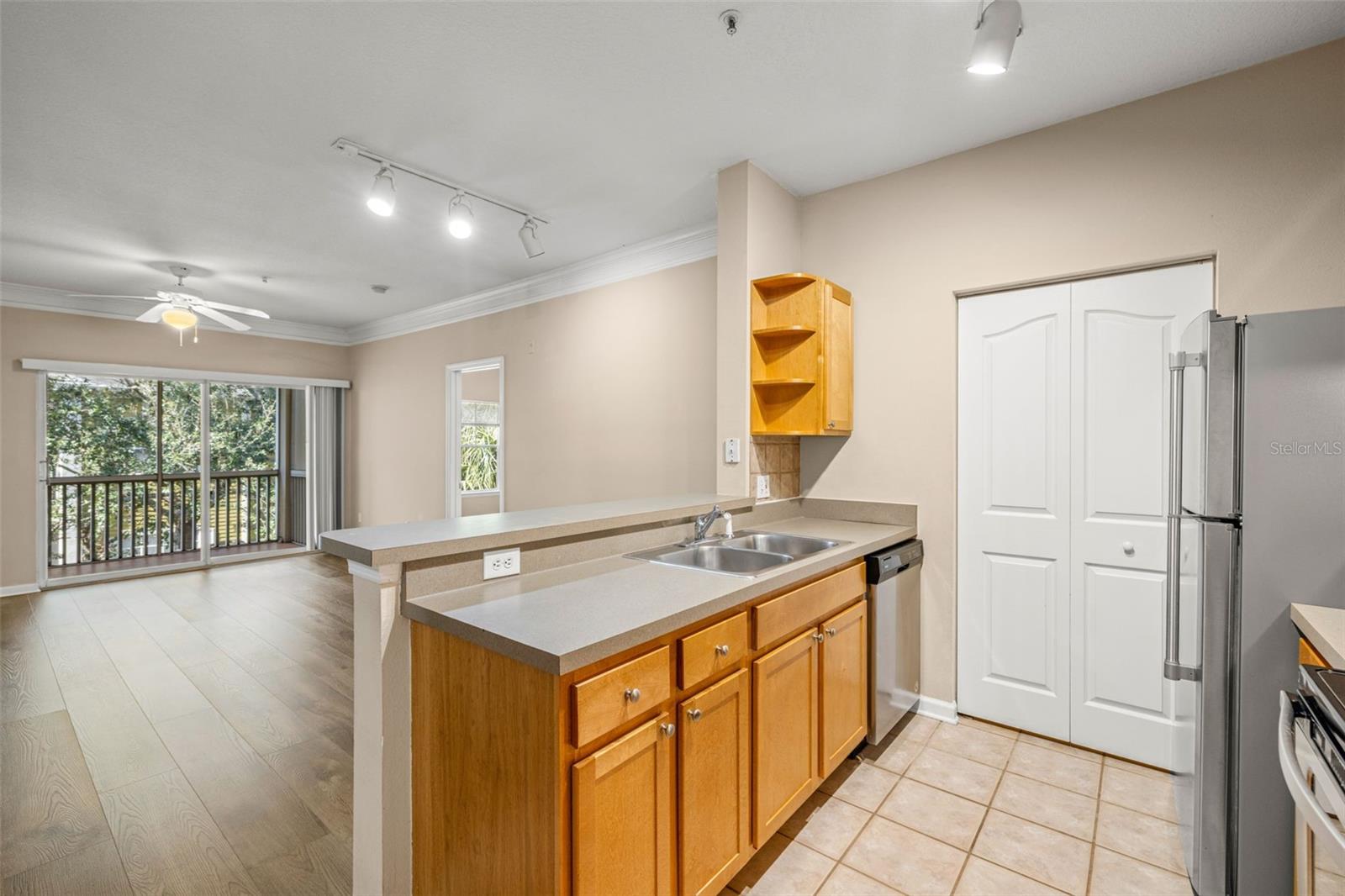 Image 9 of 25 For 4207 Dale Mabry Highway 4305