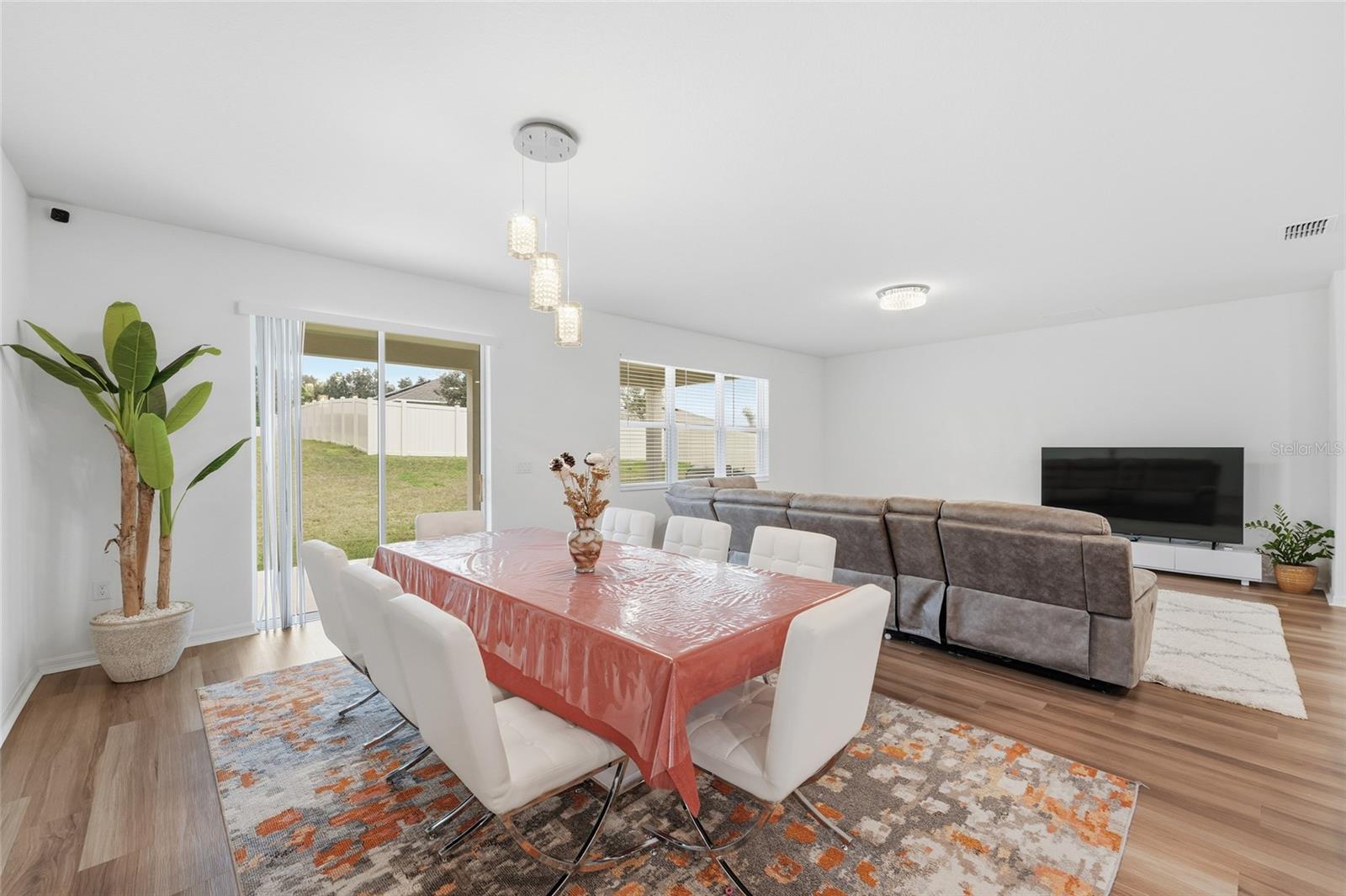 Image 11 of 25 For 2081 Malbec Court